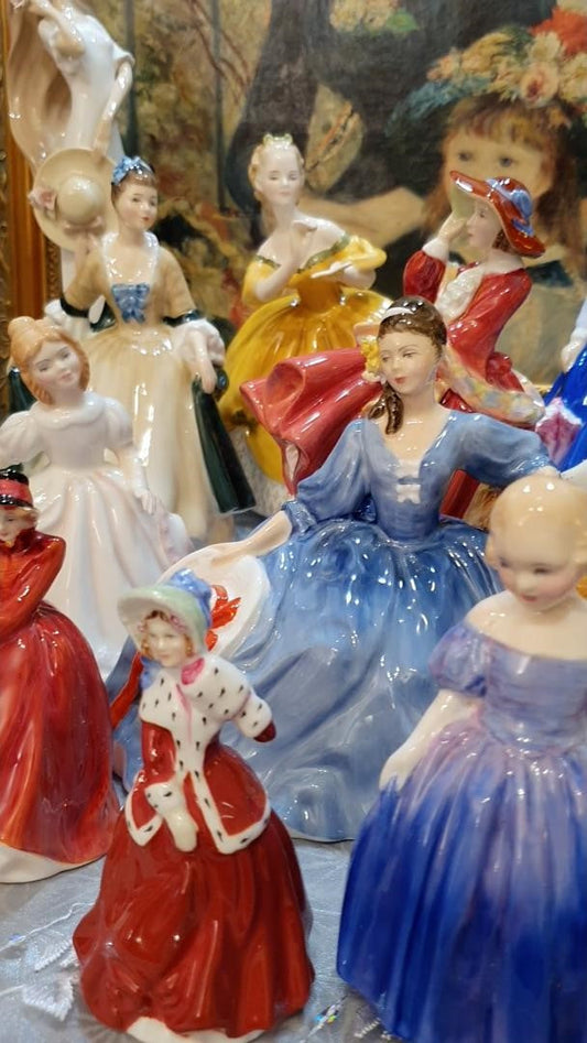 Изящни порцеланови фигури: Royal Doulton, Coalport, Leonardo Collection и Lladró