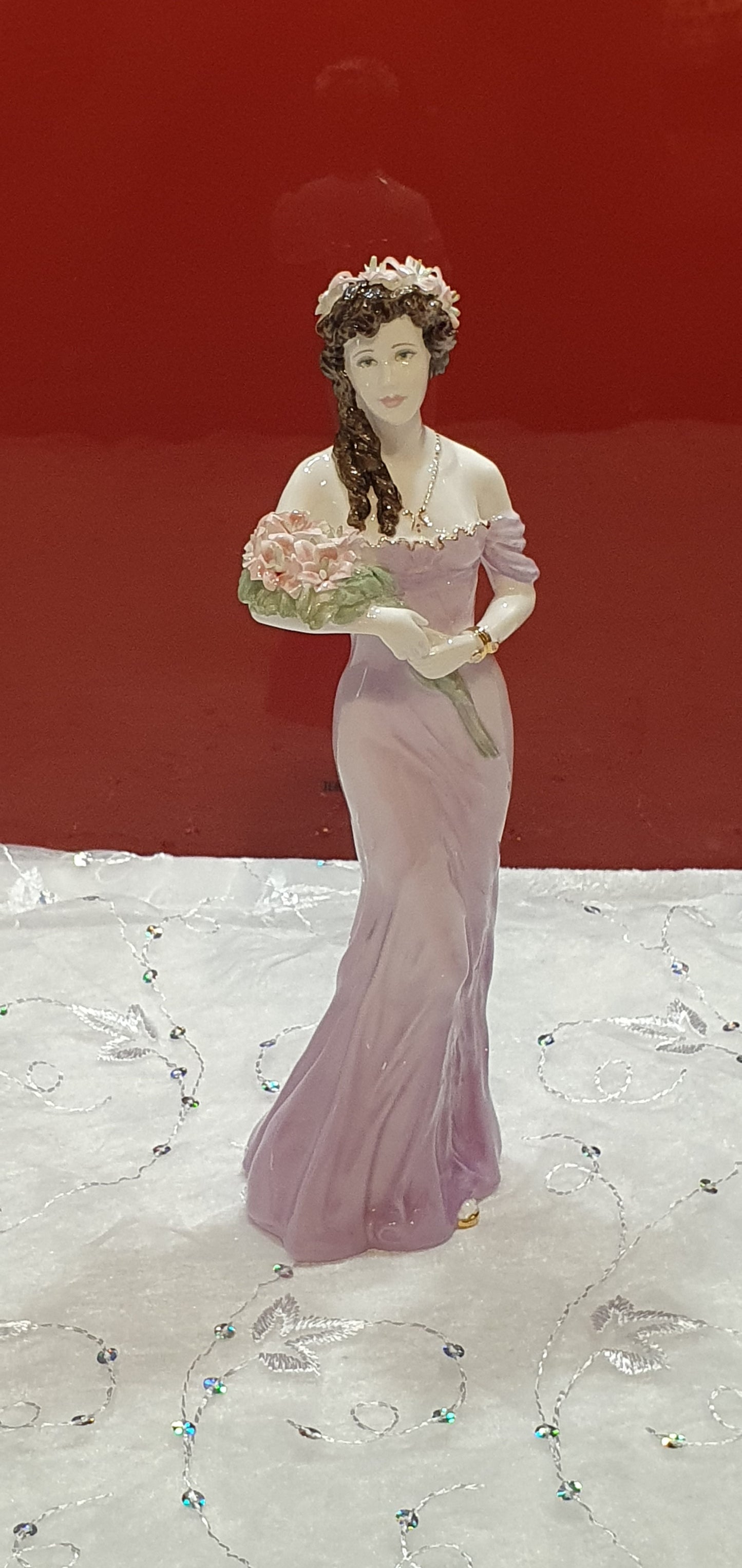 Coalport figure - Lily Flowers of love collection - Collection Flowers of Love.