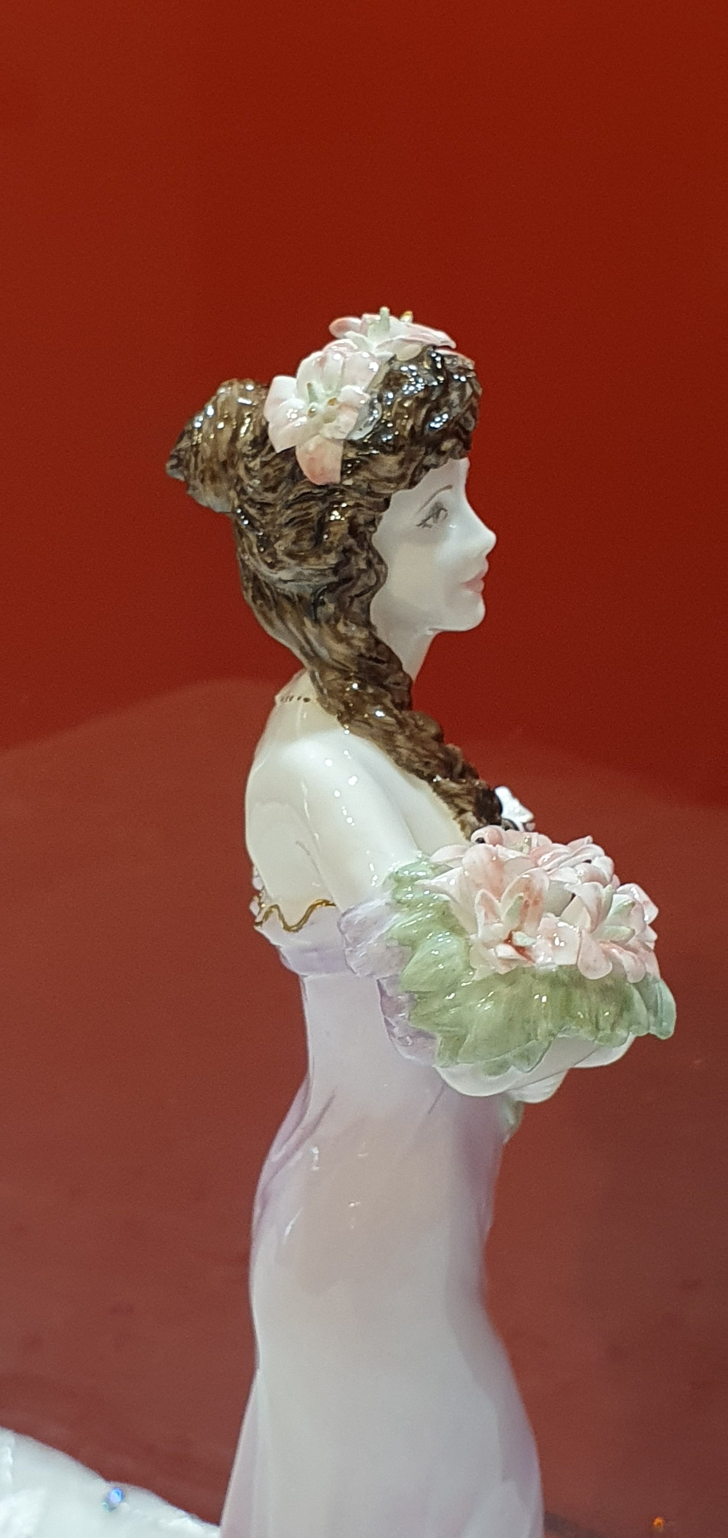 Coalport figure - Lily Flowers of love collection - Collection Flowers of Love.