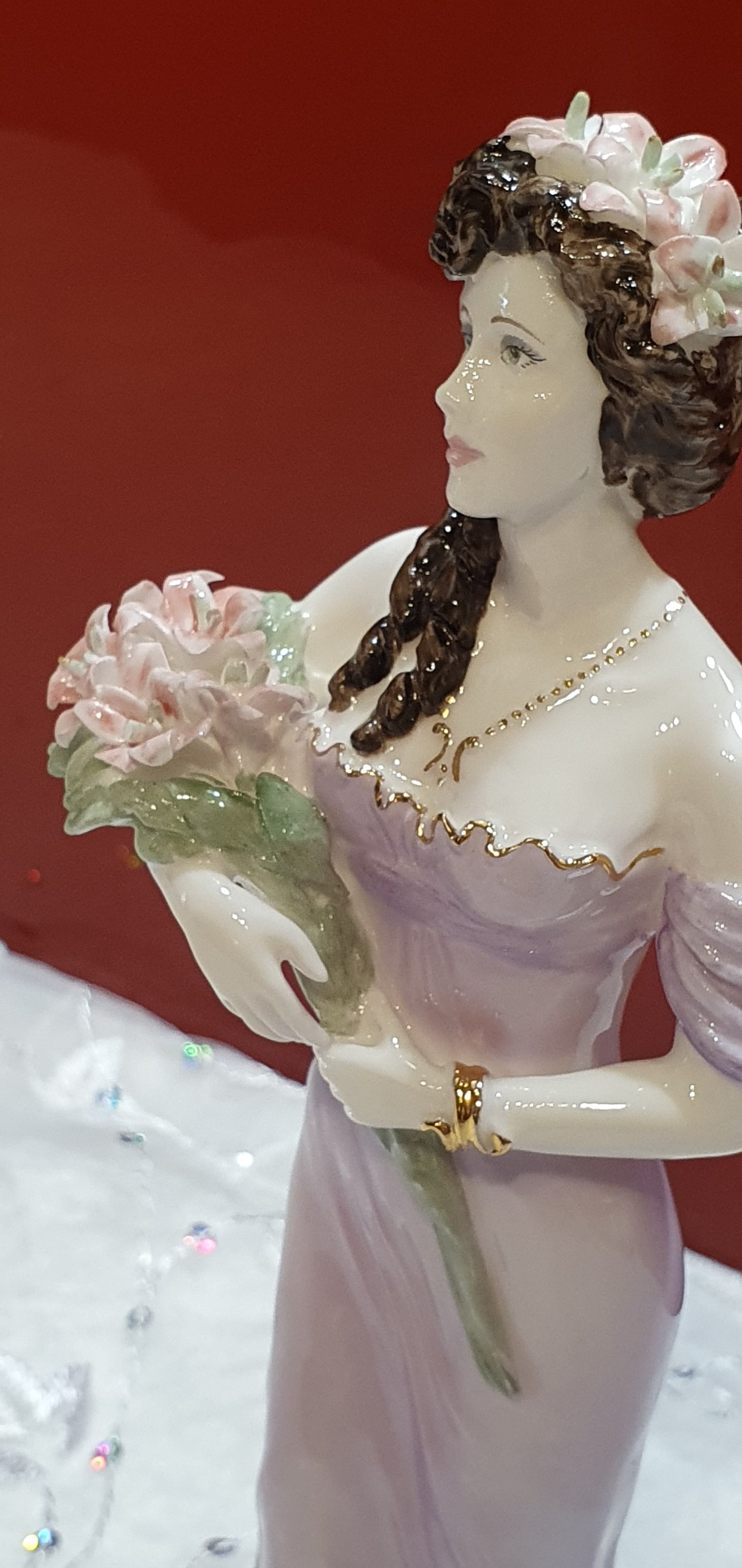 Coalport figure - Lily Flowers of love collection - Collection Flowers of Love.