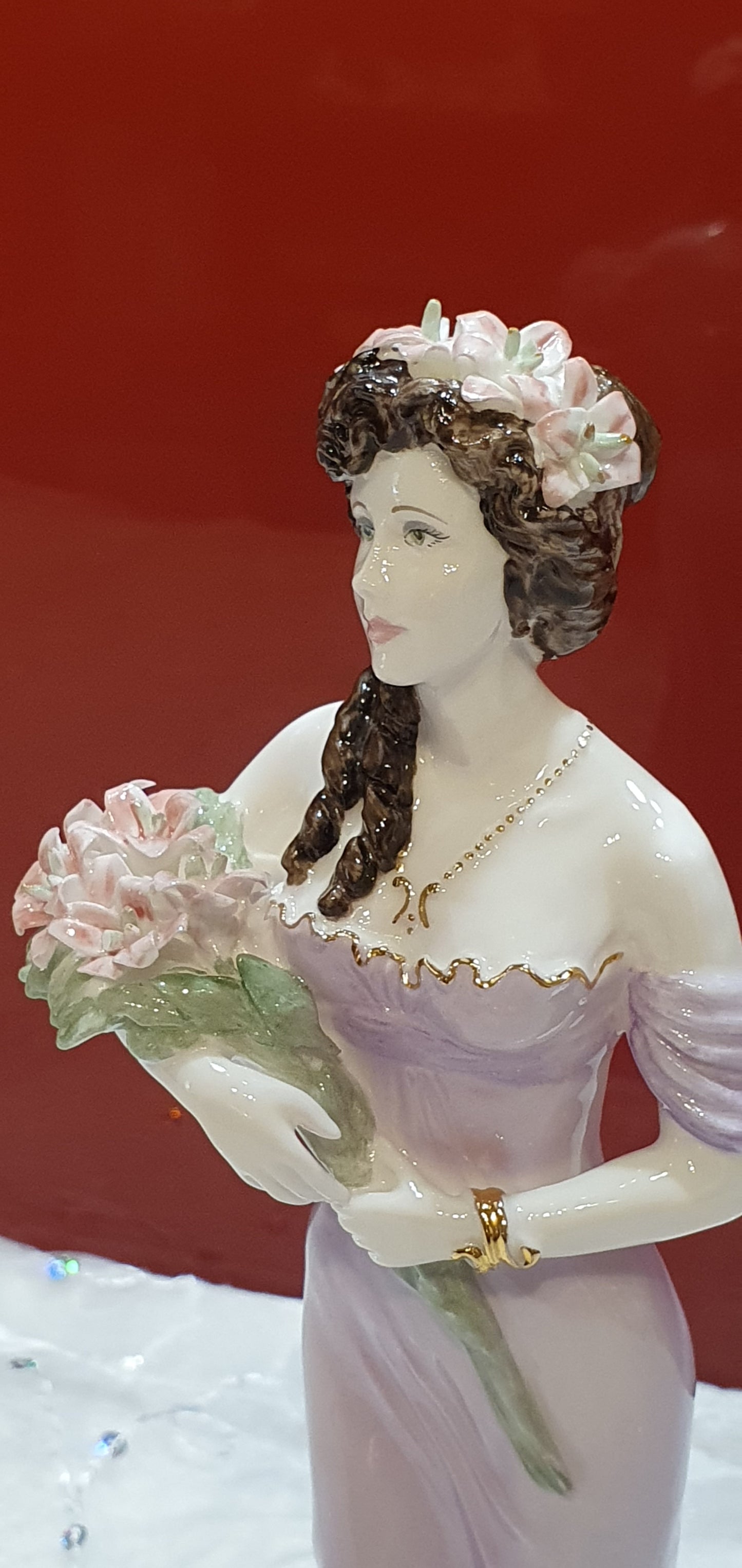 Coalport figure - Lily Flowers of love collection - Collection Flowers of Love.