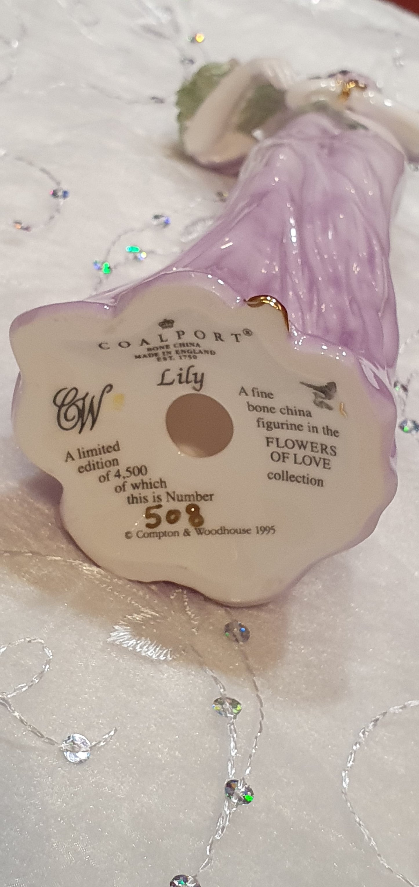 Coalport figure - Lily Flowers of love collection - Collection Flowers of Love.