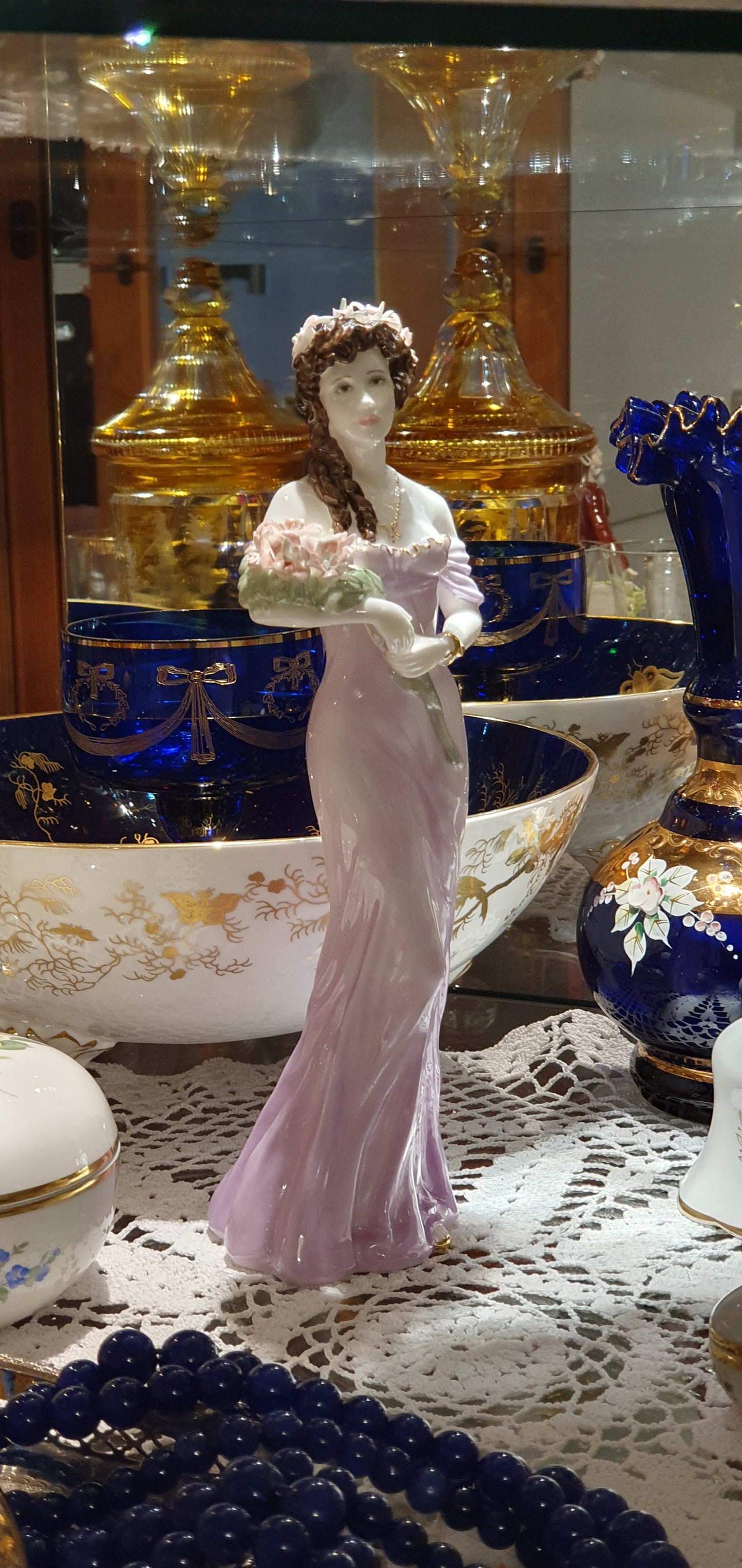 Coalport figure - Lily Flowers of love collection - Collection Flowers of Love.
