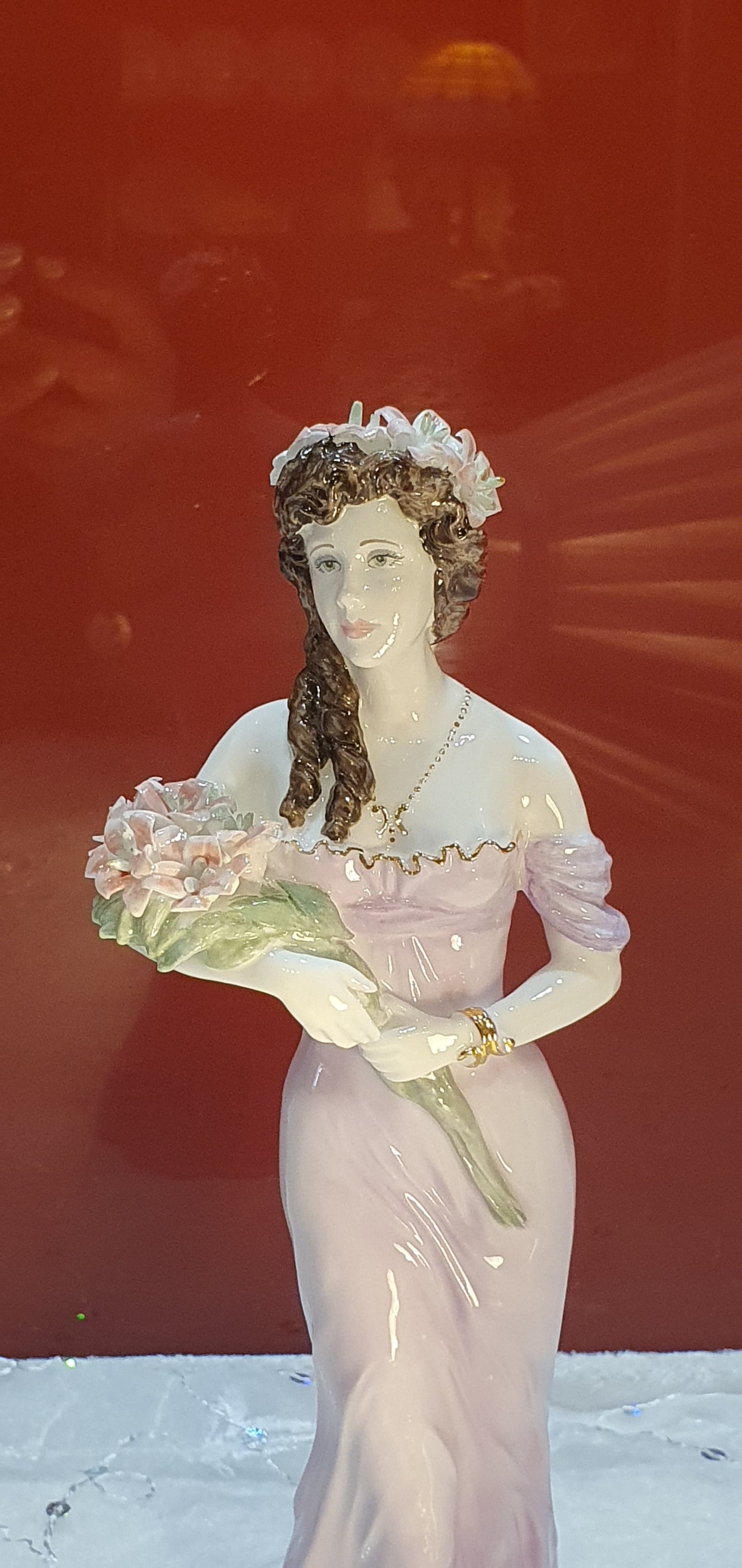 Coalport figure - Lily Flowers of love collection - Collection Flowers of Love.