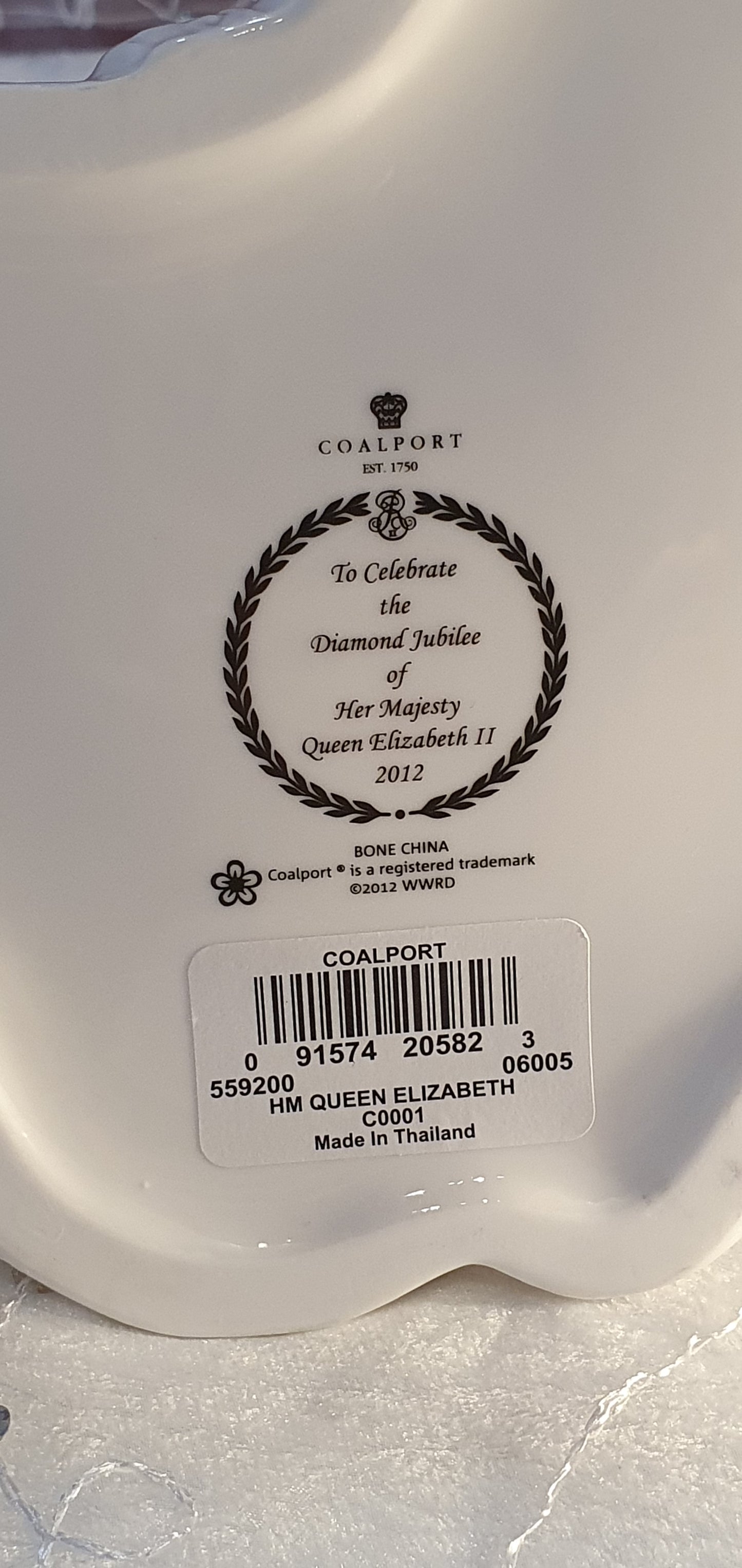 Queen Elizabeth ll Coalport Diamond Jubilee Figure