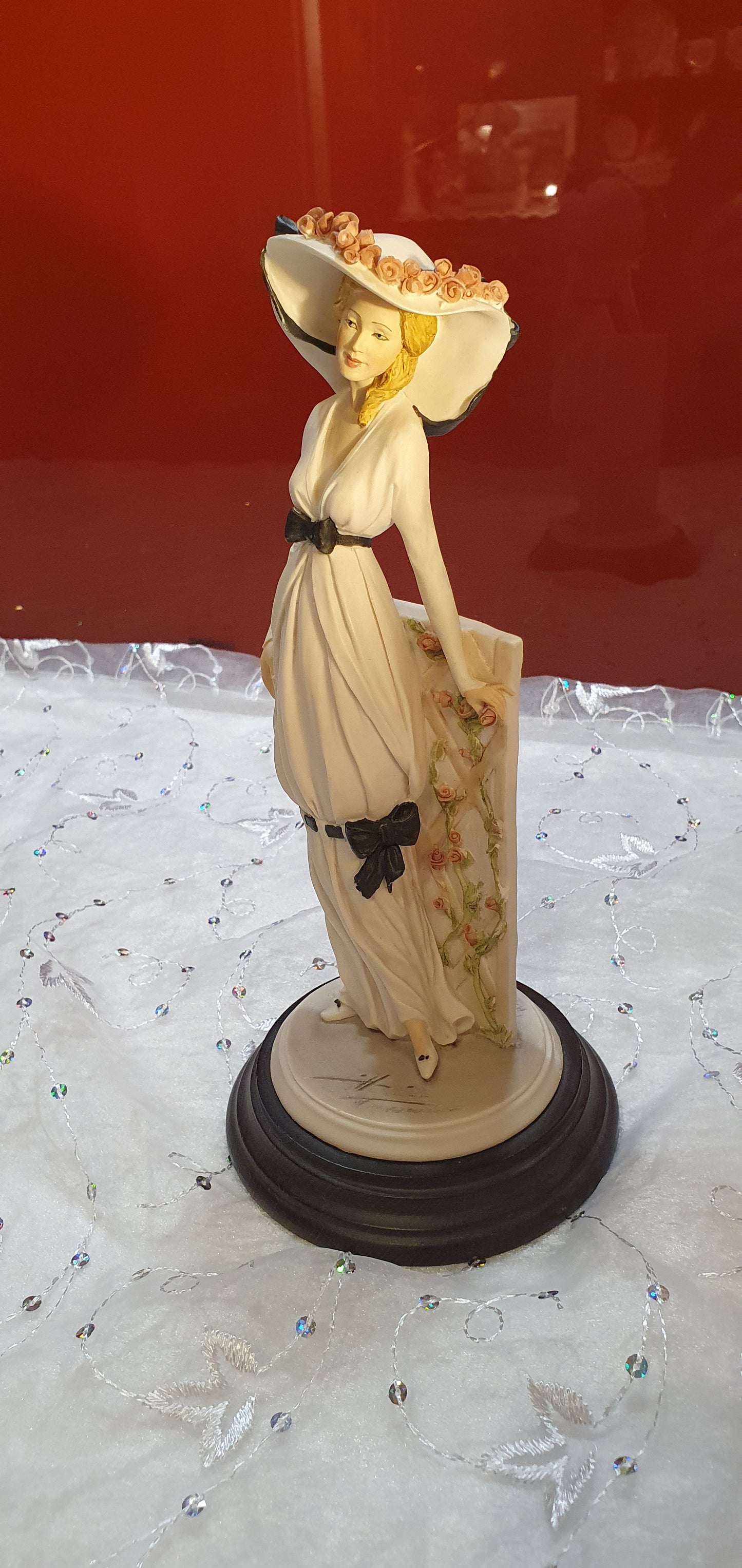 Figure of Vittorio Tessaro.