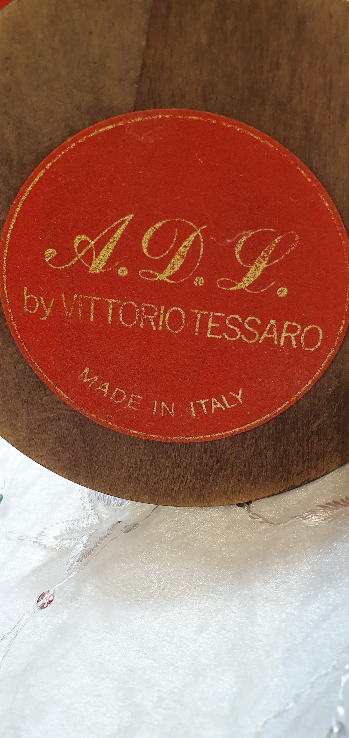 Figure of Vittorio Tessaro.