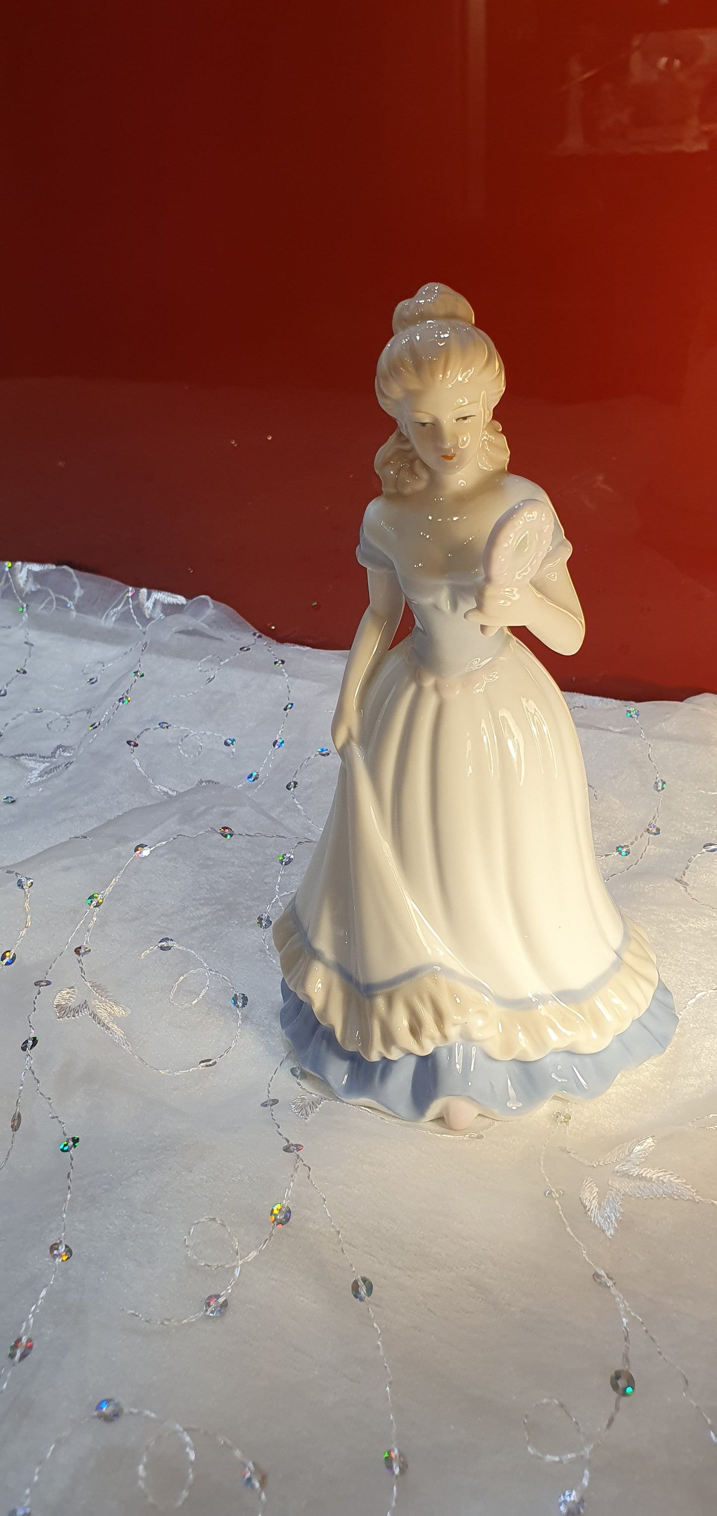 Figure of a young girl