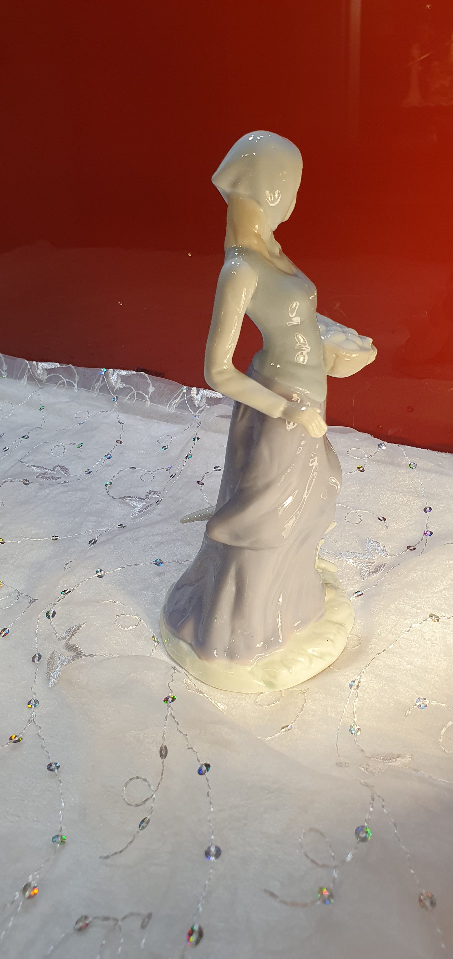 Vintage porcelain figurine "Girl with Duck"