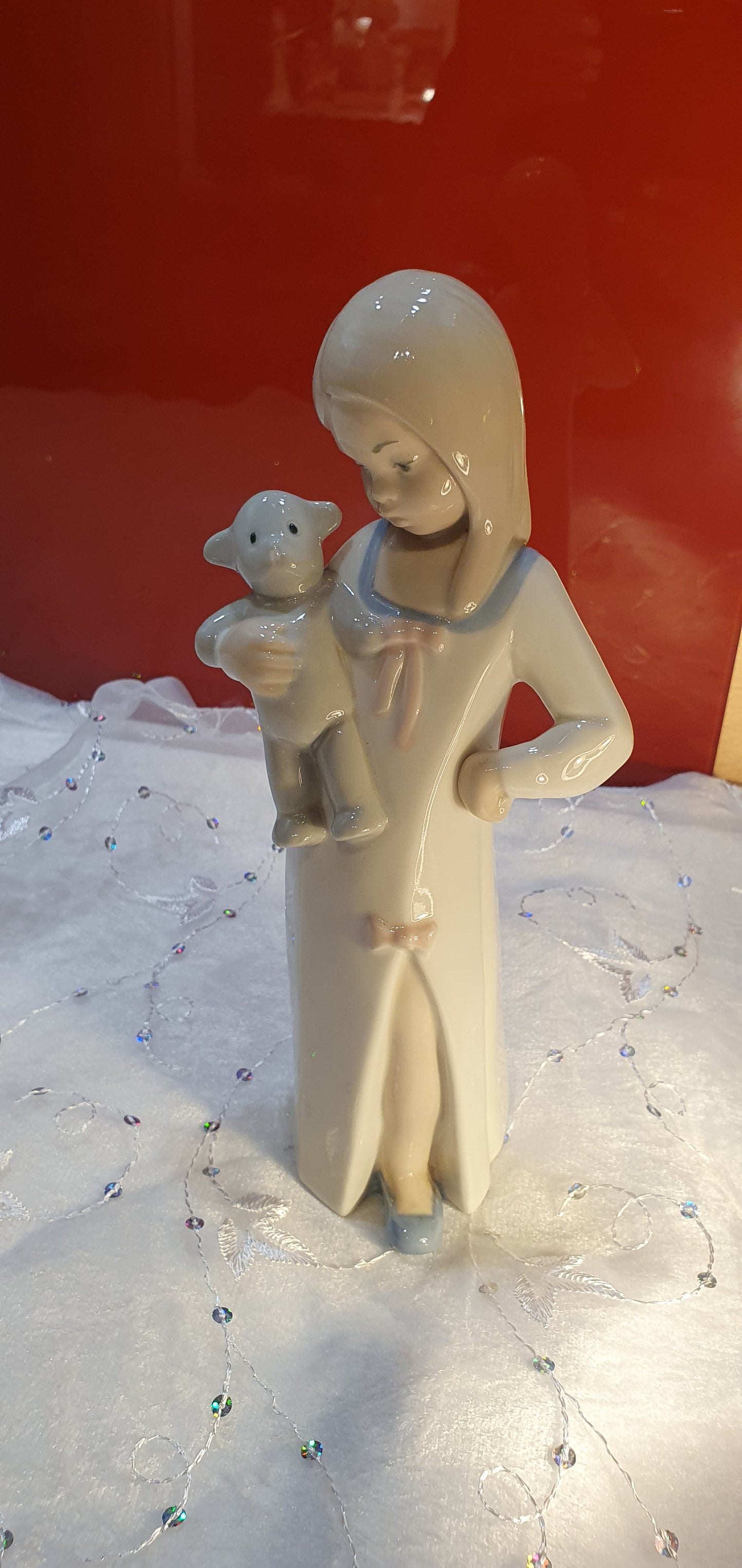 Figure made by Rex Valencia Hummelwerk in Spain.