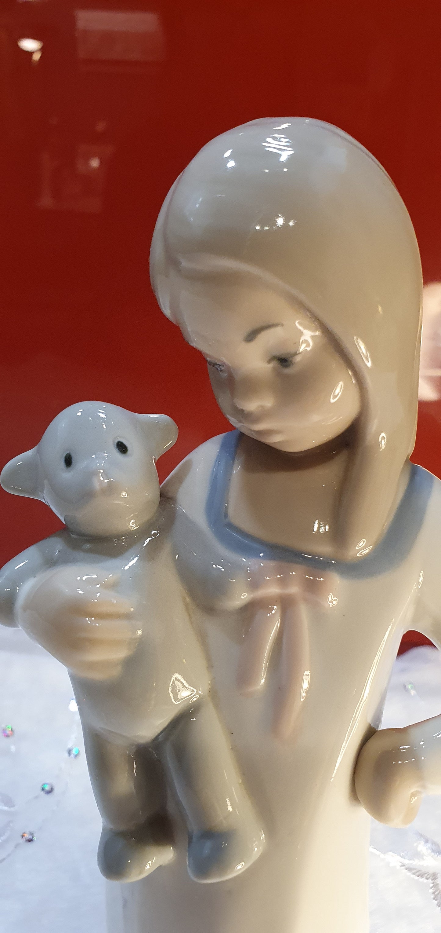 Figure made by Rex Valencia Hummelwerk in Spain.