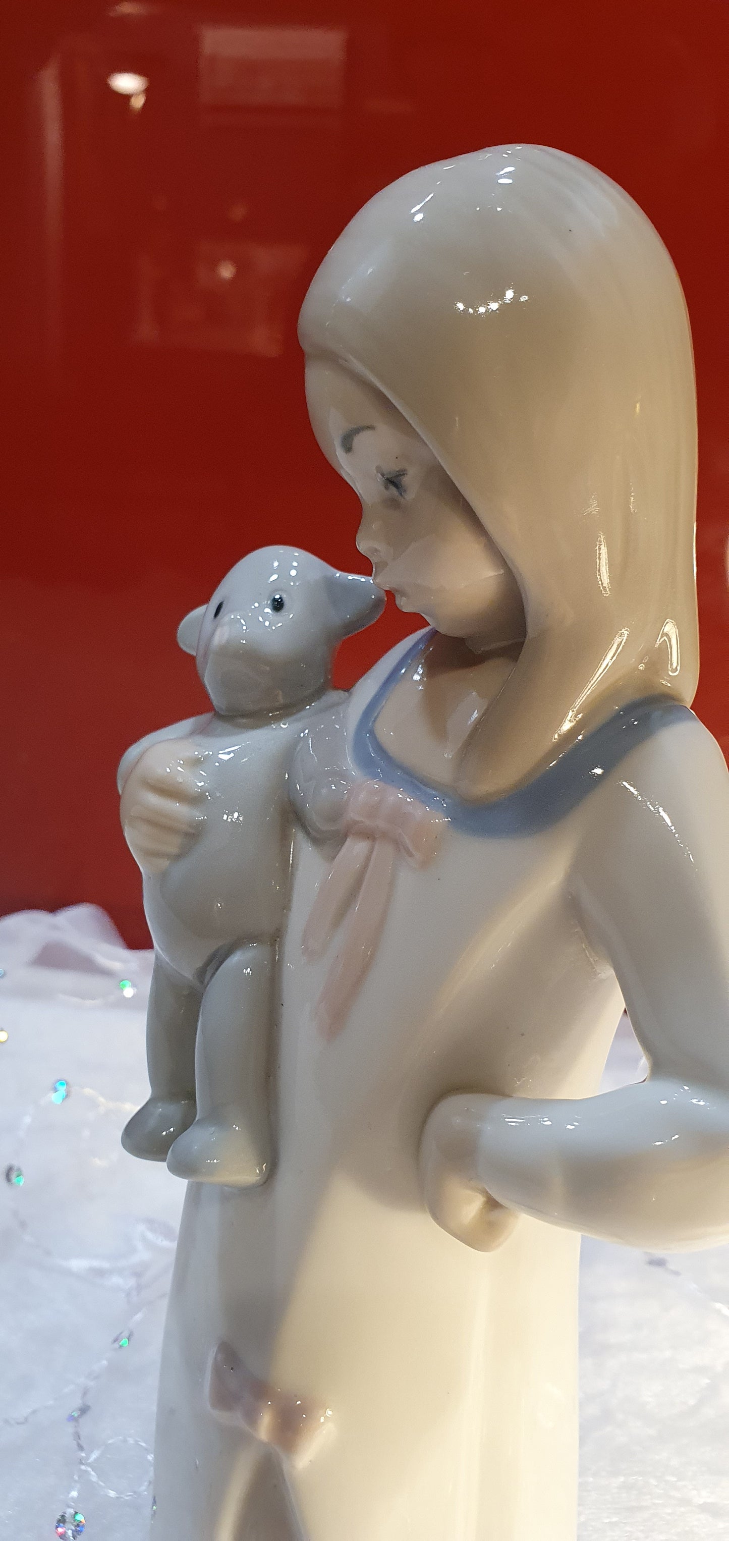 Figure made by Rex Valencia Hummelwerk in Spain.
