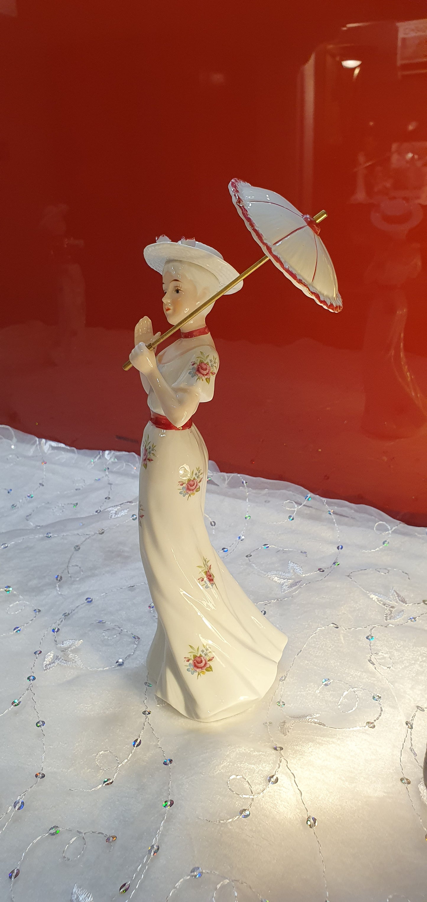 Cemark International - Edwardian Lady