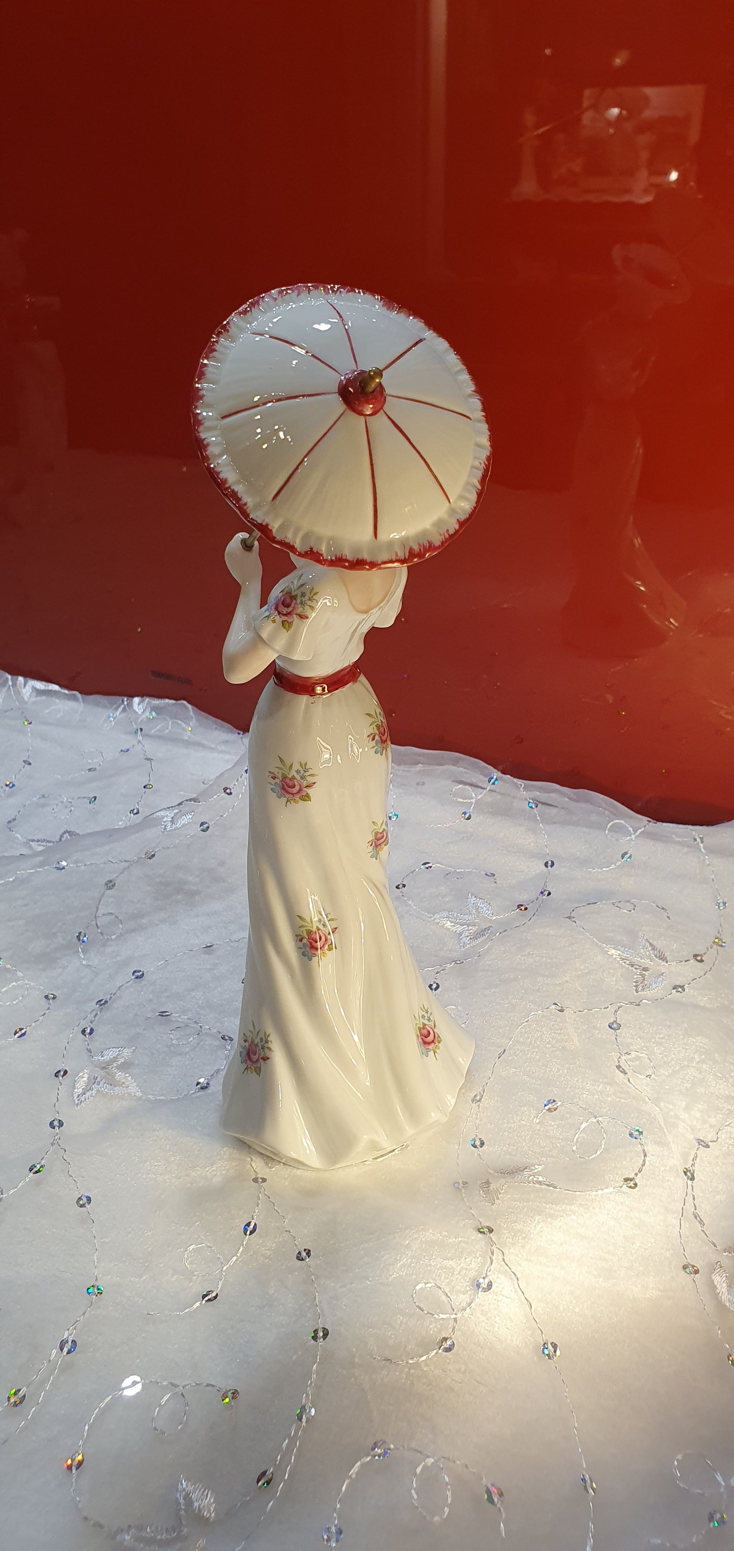Cemark International - Edwardian Lady
