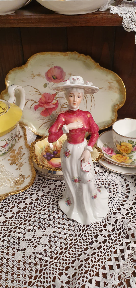 Cemark International - Edwardian Lady - Ръчно рисуван порцелан