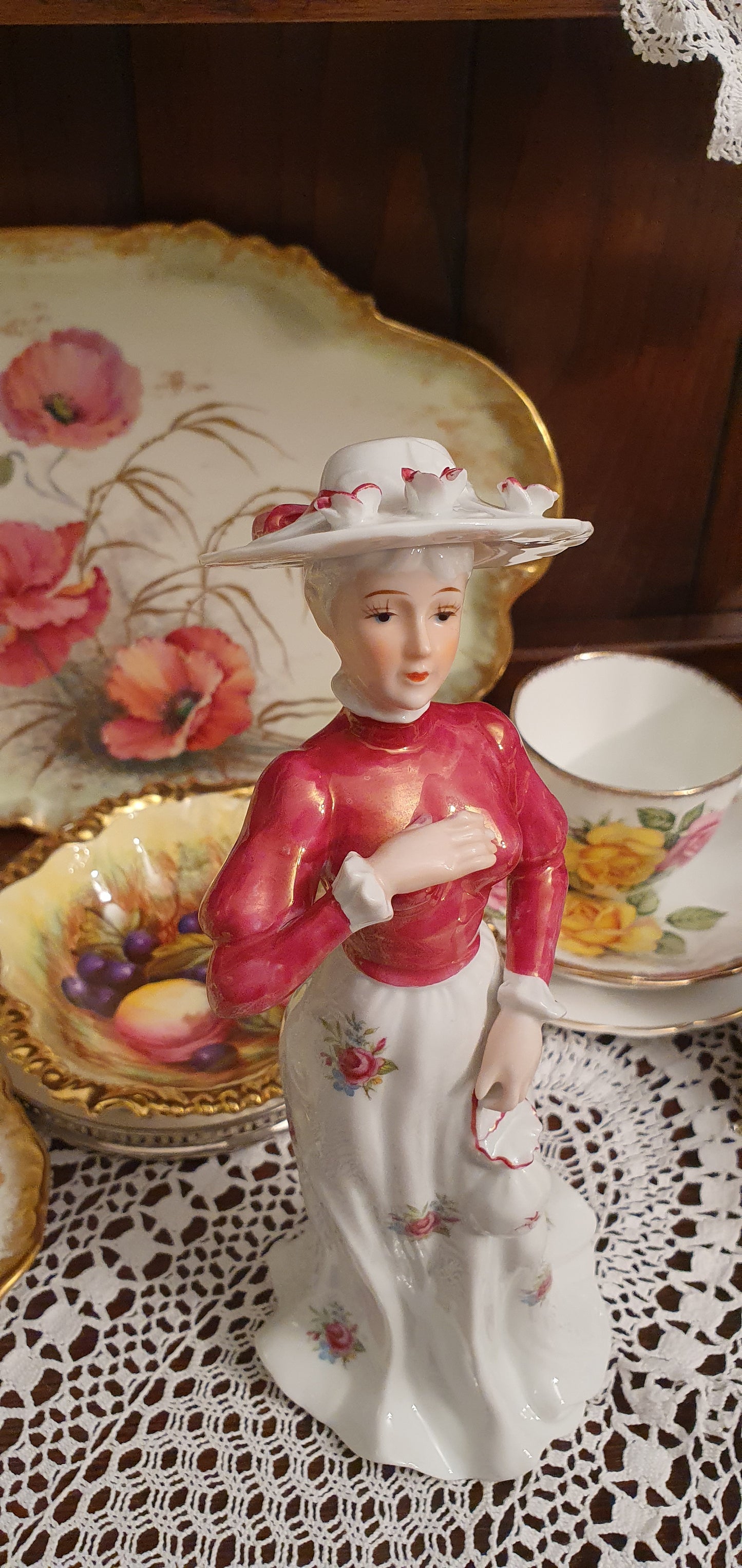 Cemark International - Edwardian Lady - Hand Painted Porcelain