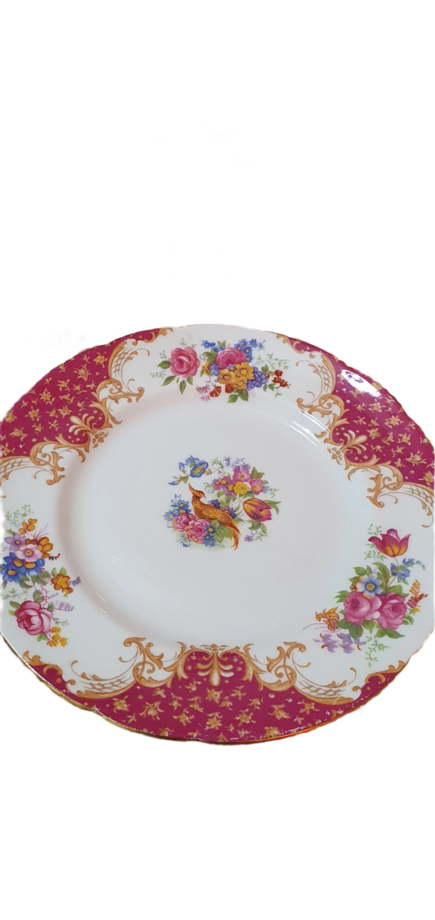Royal Glamour: 3 Piece Paragon Fine Bone China Triple Set
