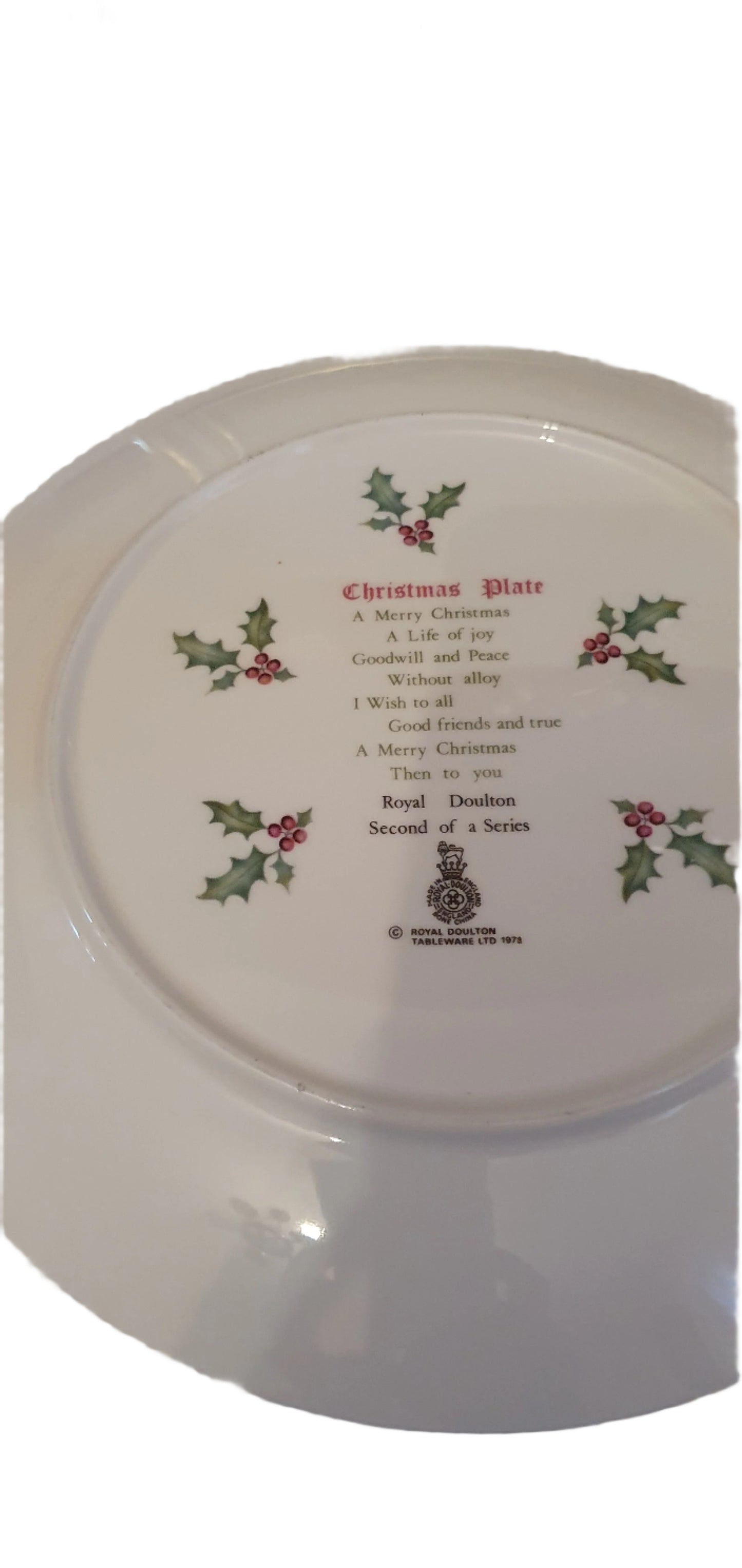 Decorative Christmas Magic: Royal Doulton Plate 1978