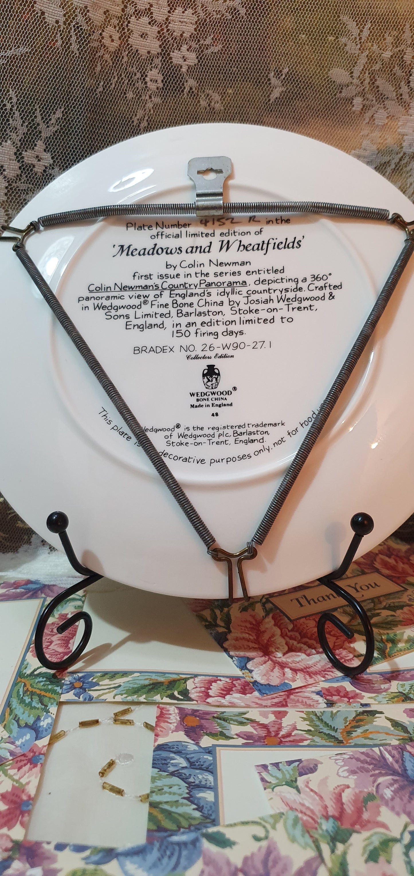Decorative Plate A Walk in the English Countryside: Wedgwood "Meadows & Wheatfields"