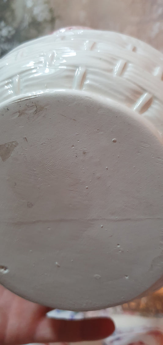 ΠΠ΅ΡΠ°ΠΌΠΈΡΠ½Π° ΠΊΠ°Π½Π° Ρ ΡΠ΅Π»Π΅ΡΠ½ΠΈ ΡΠ³ΠΎΠ΄ΠΈ