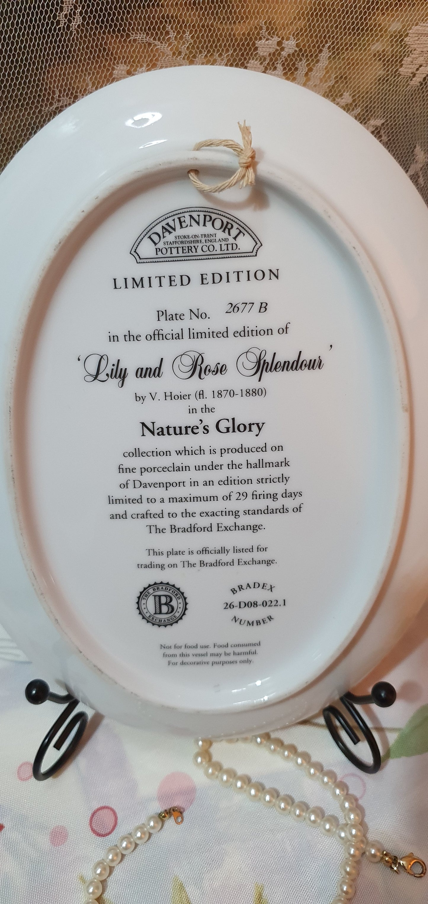 Decorative Collector's Plate “Lily and Rose Splendour” by Davenport Pottery
