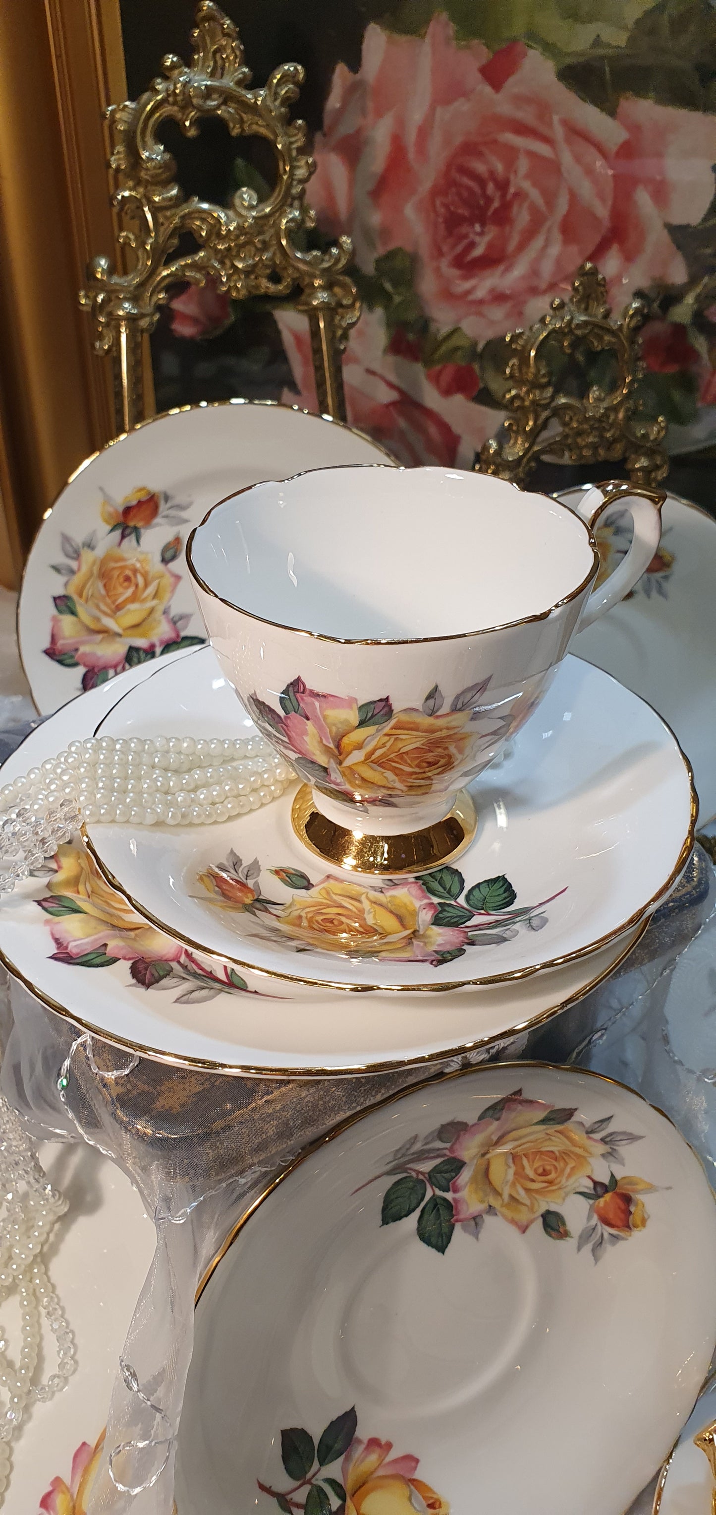 Delphine – 6 exquisite triple sets
