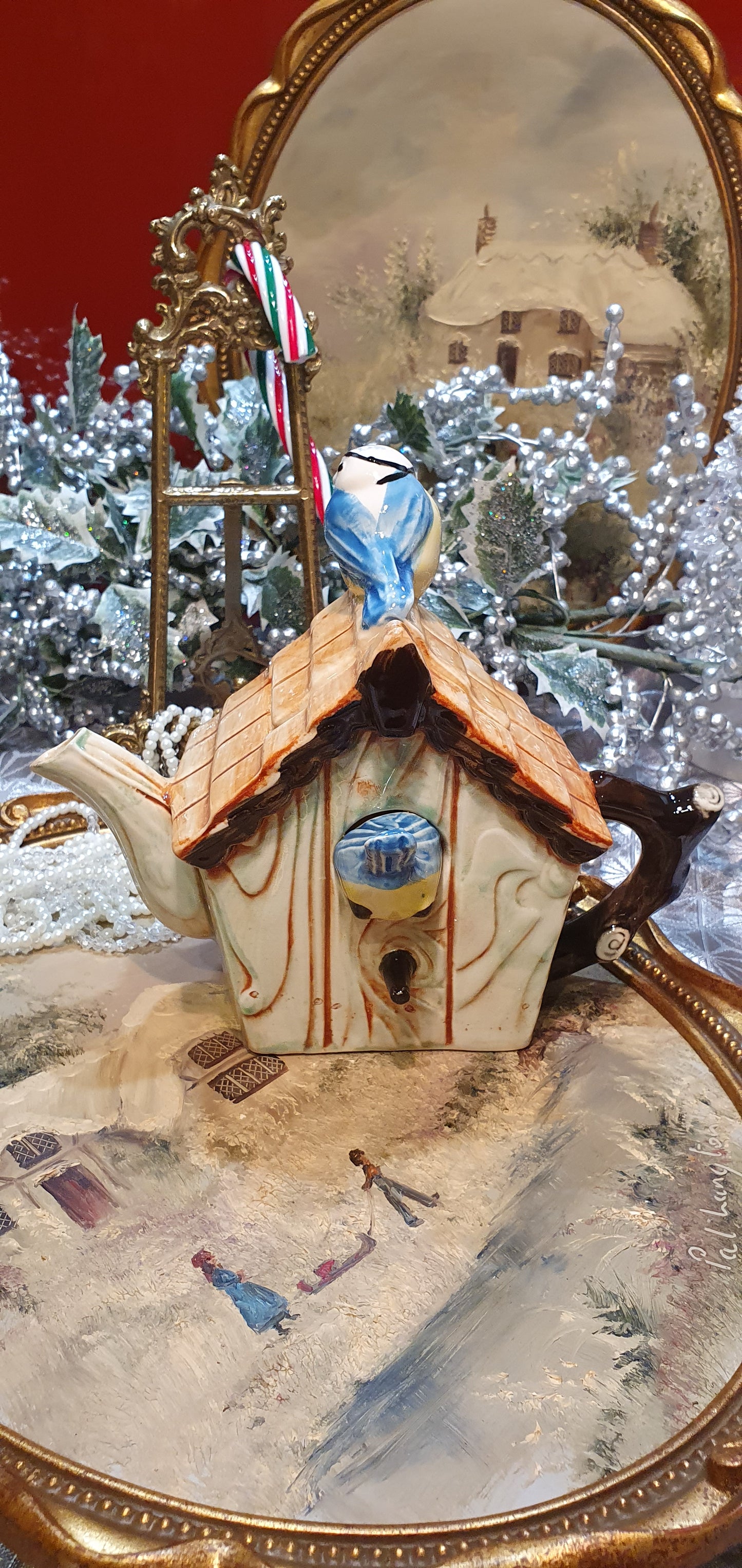 Teapot - shaped like a birdhouse