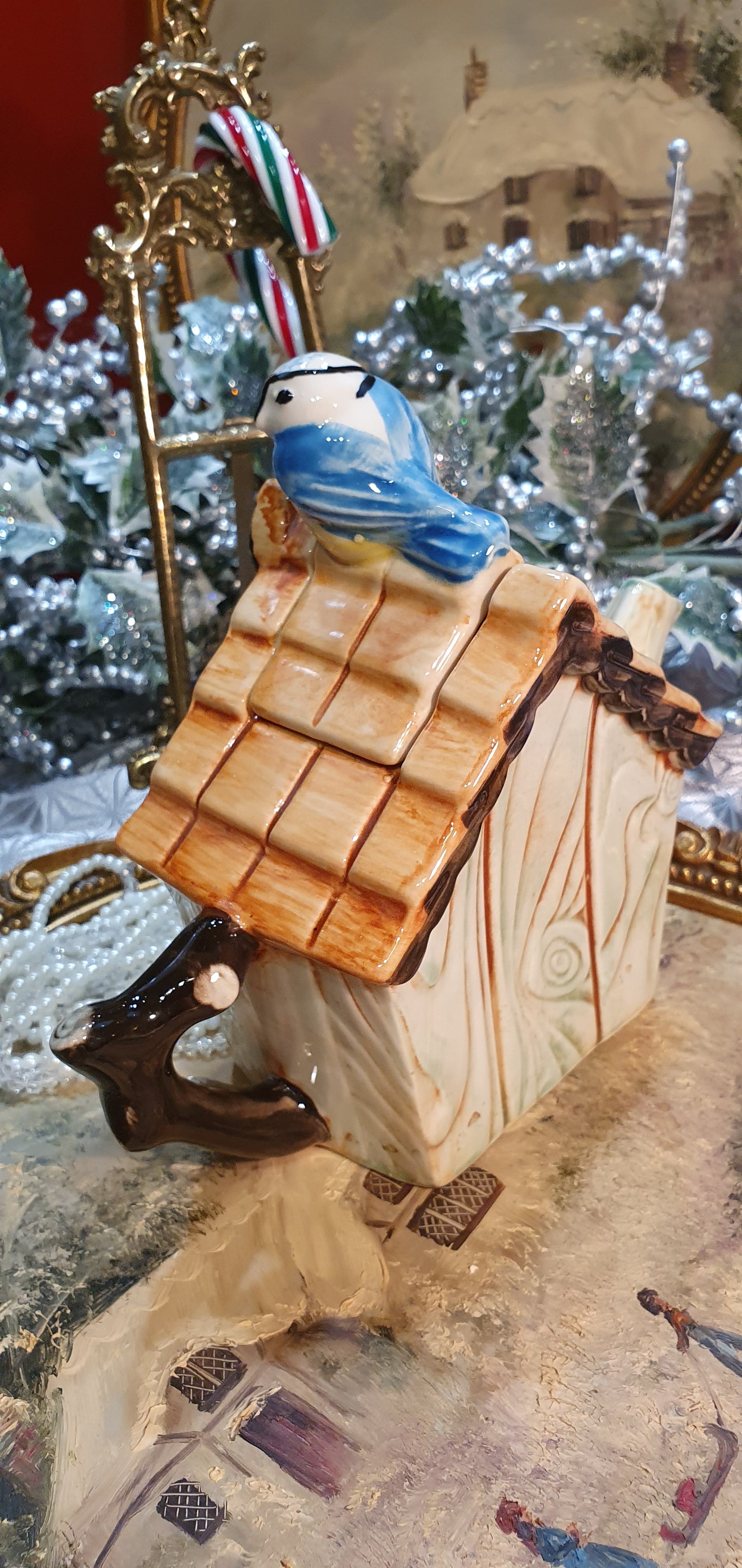 Teapot - shaped like a birdhouse