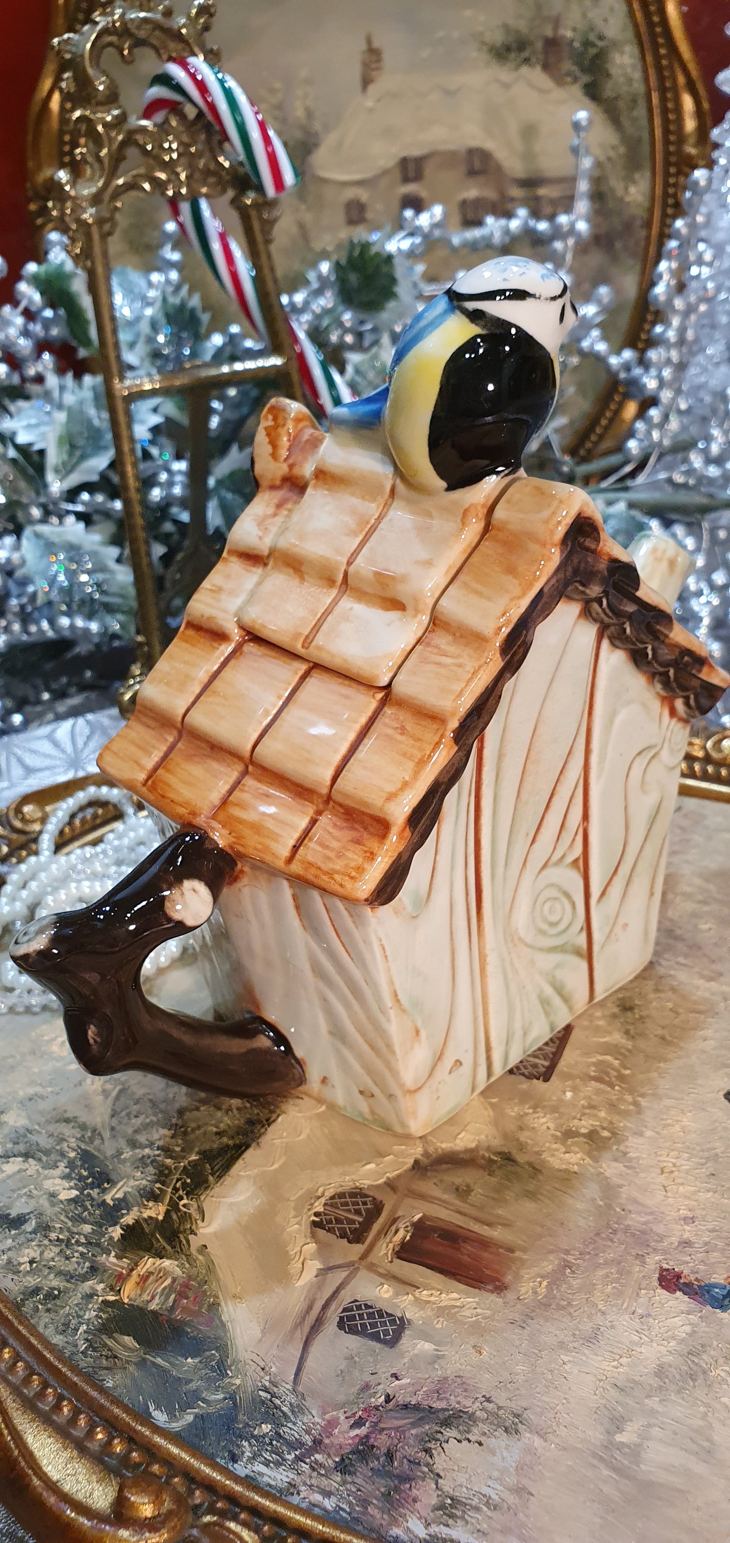Teapot - shaped like a birdhouse