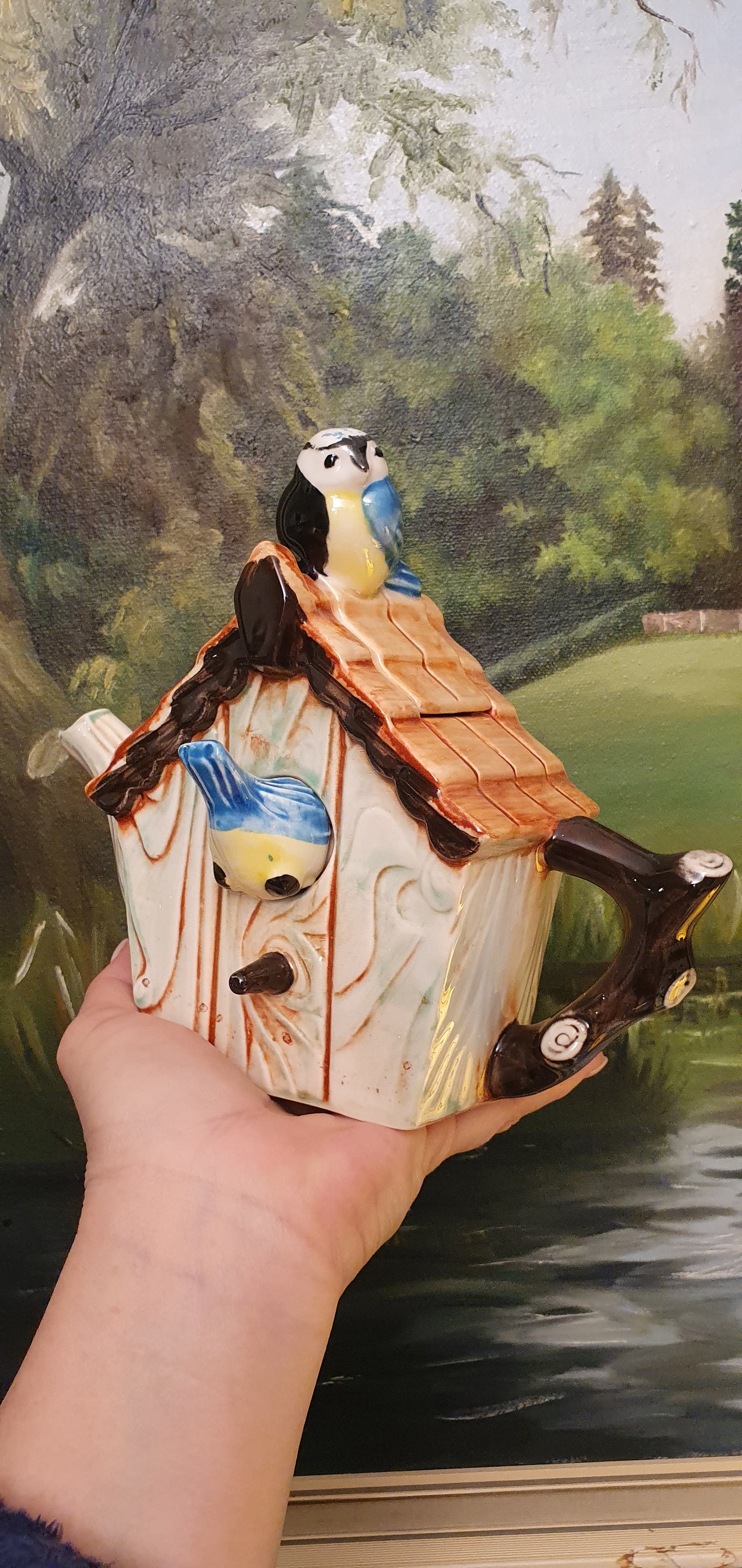 Teapot - shaped like a birdhouse