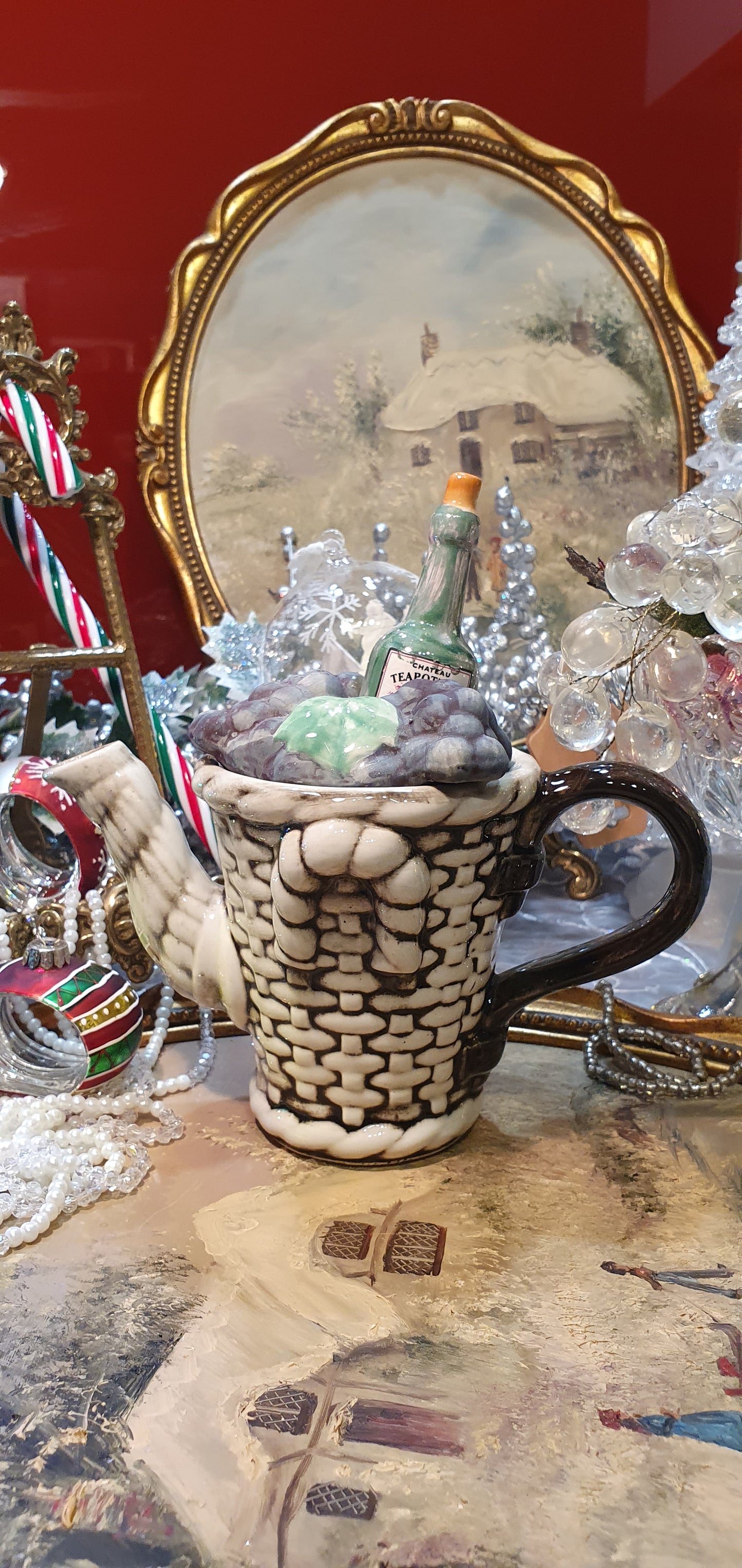 Teapot with a smile – a unique accent for your home