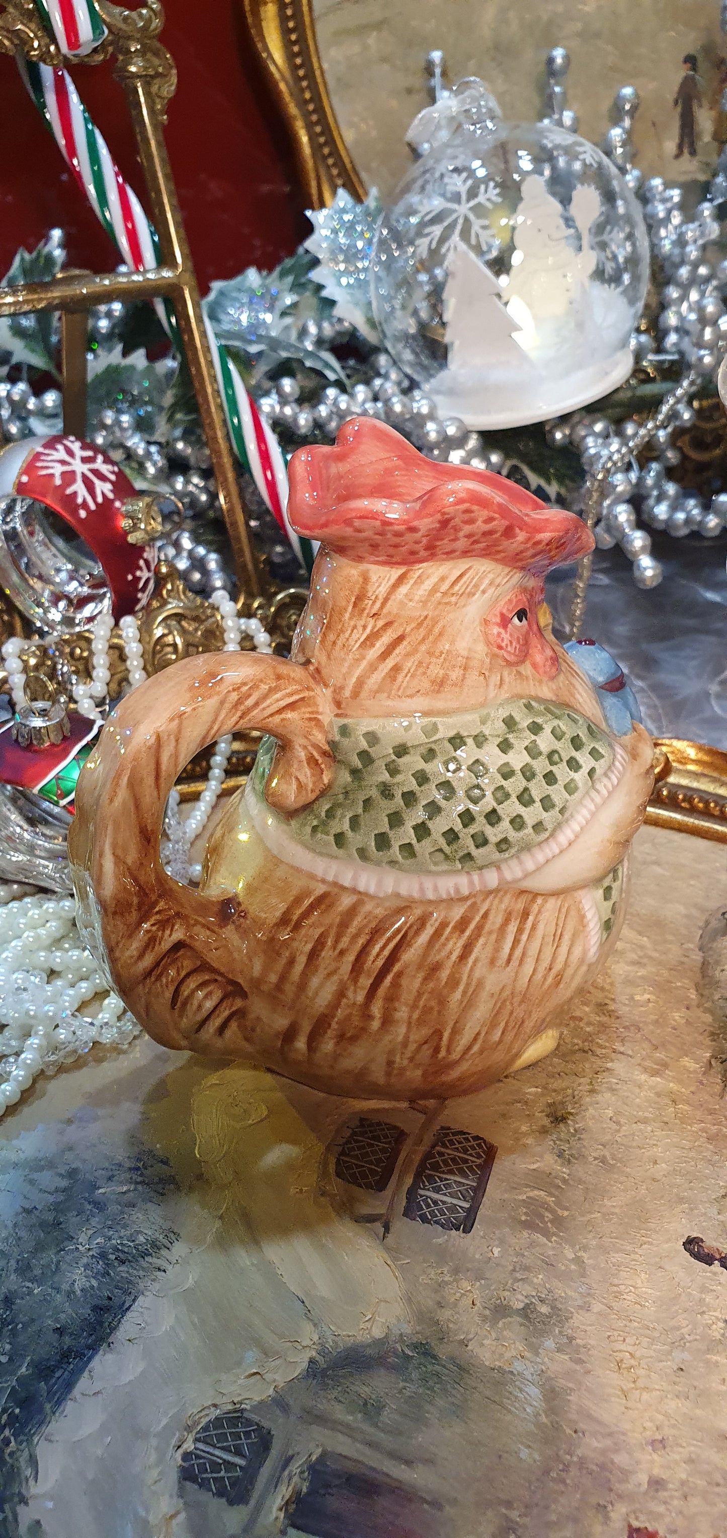 Mead jug in the shape of a rooster – hand-painted