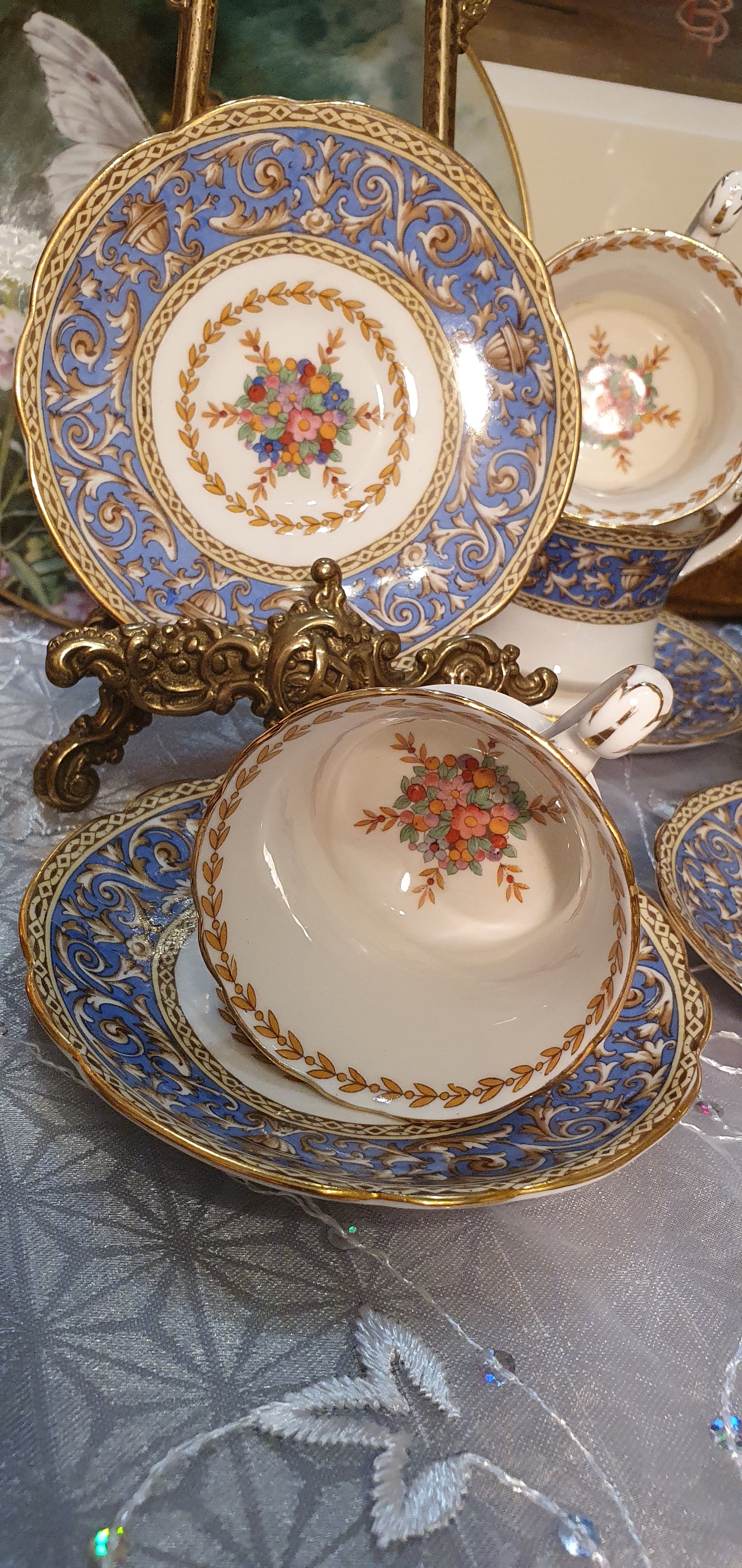 5 double coffee sets, Paragon.
