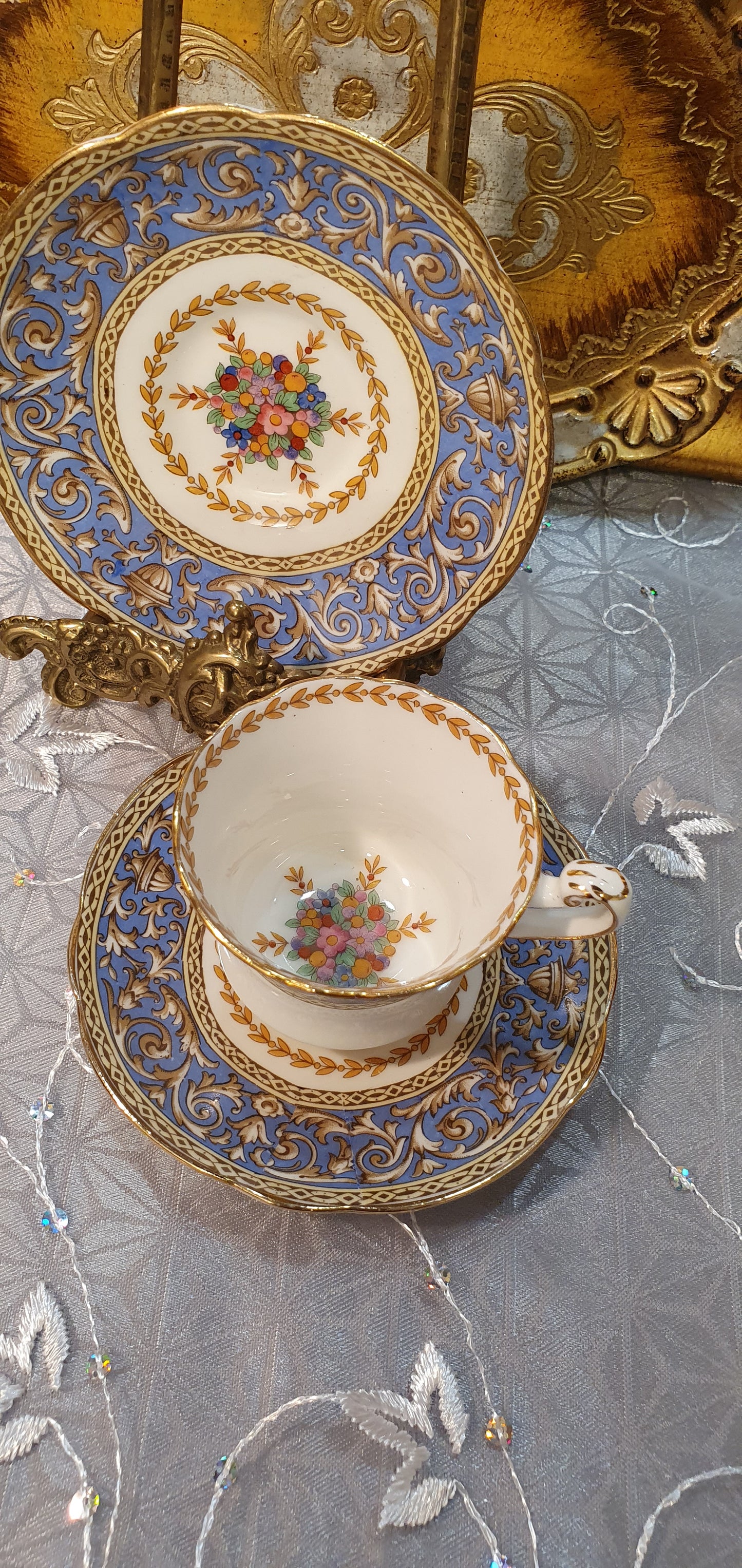 5 double coffee sets, Paragon.