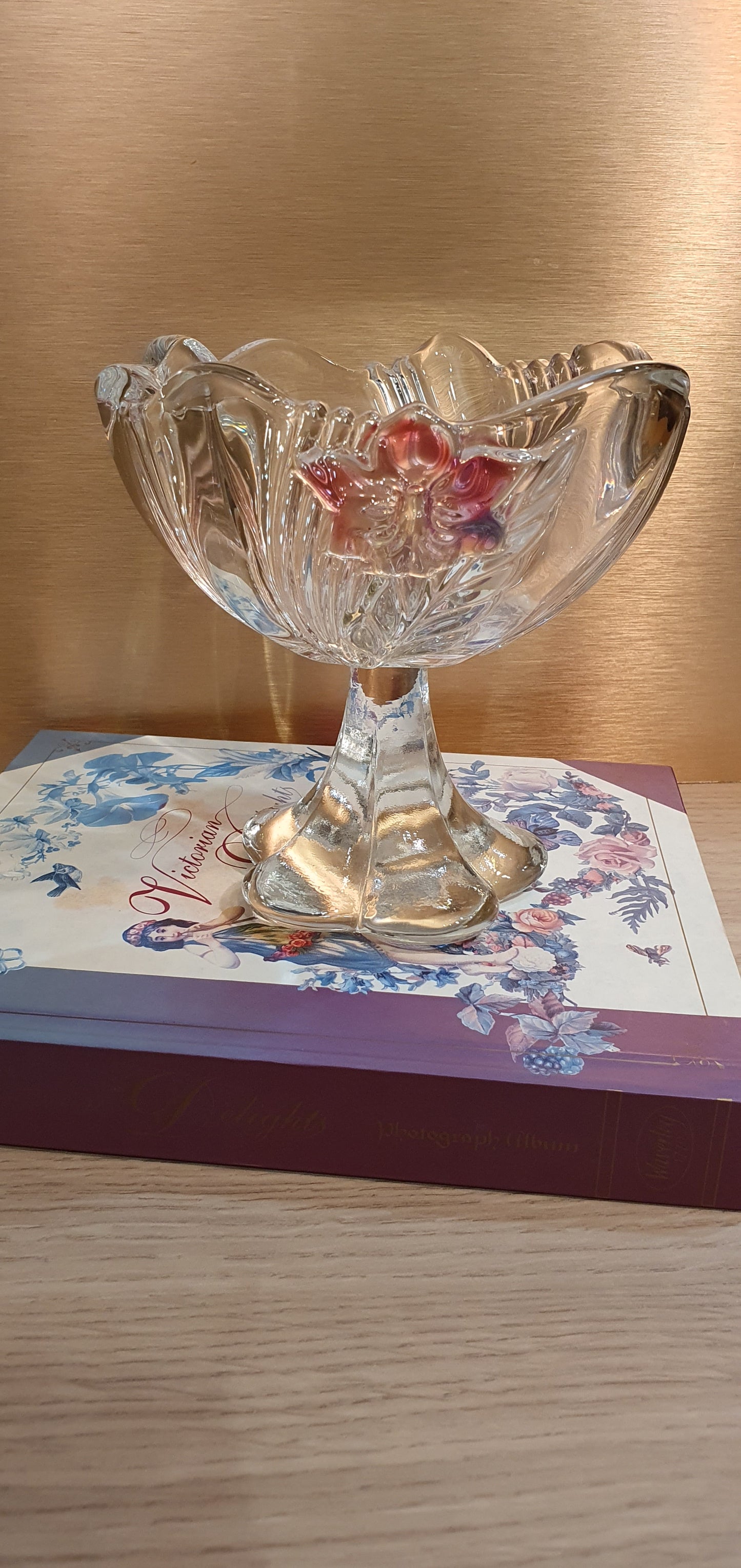 Elegant glass candy box
