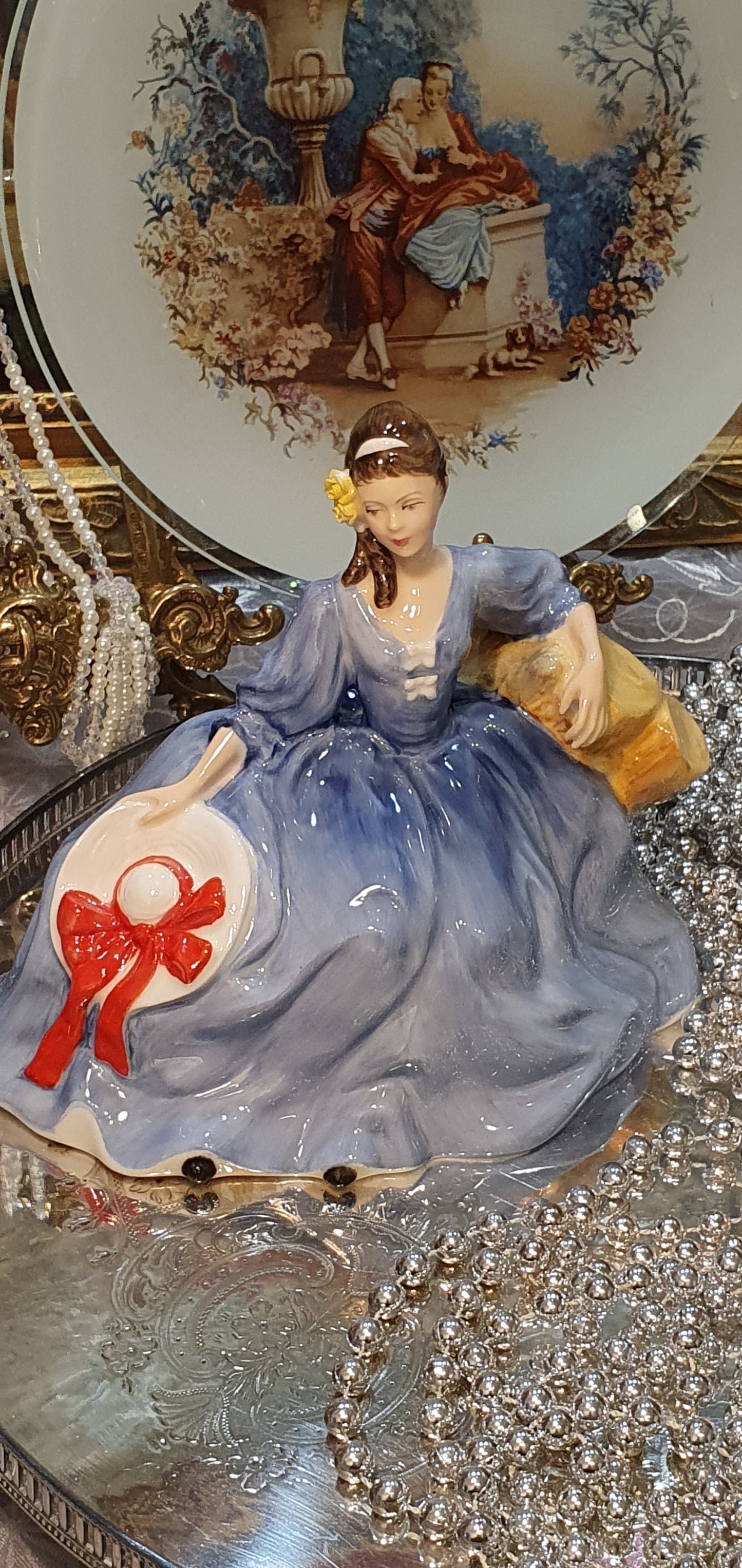 Royal Doulton 'Elyse' (HN 2429)