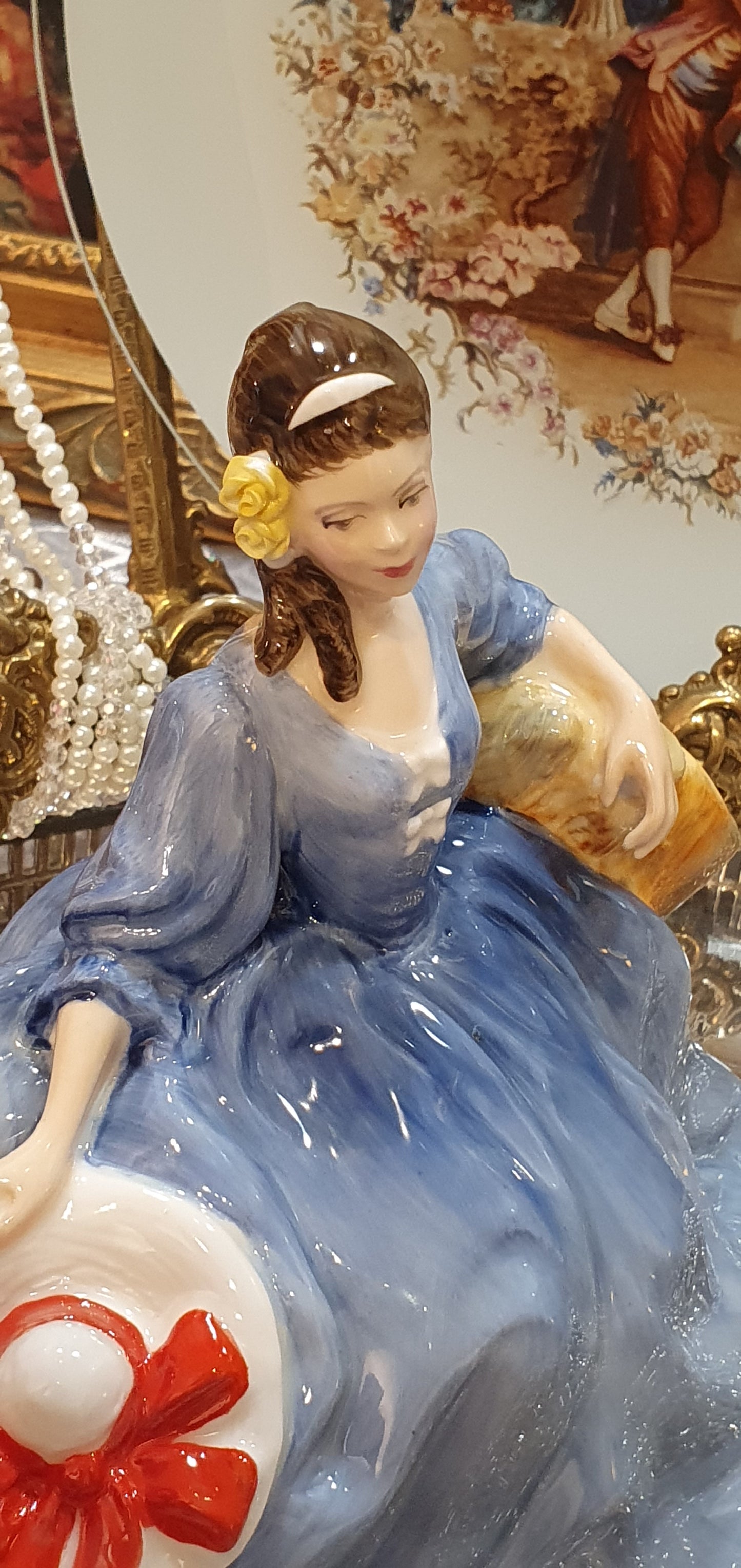 Royal Doulton 'Elyse' (HN 2429)