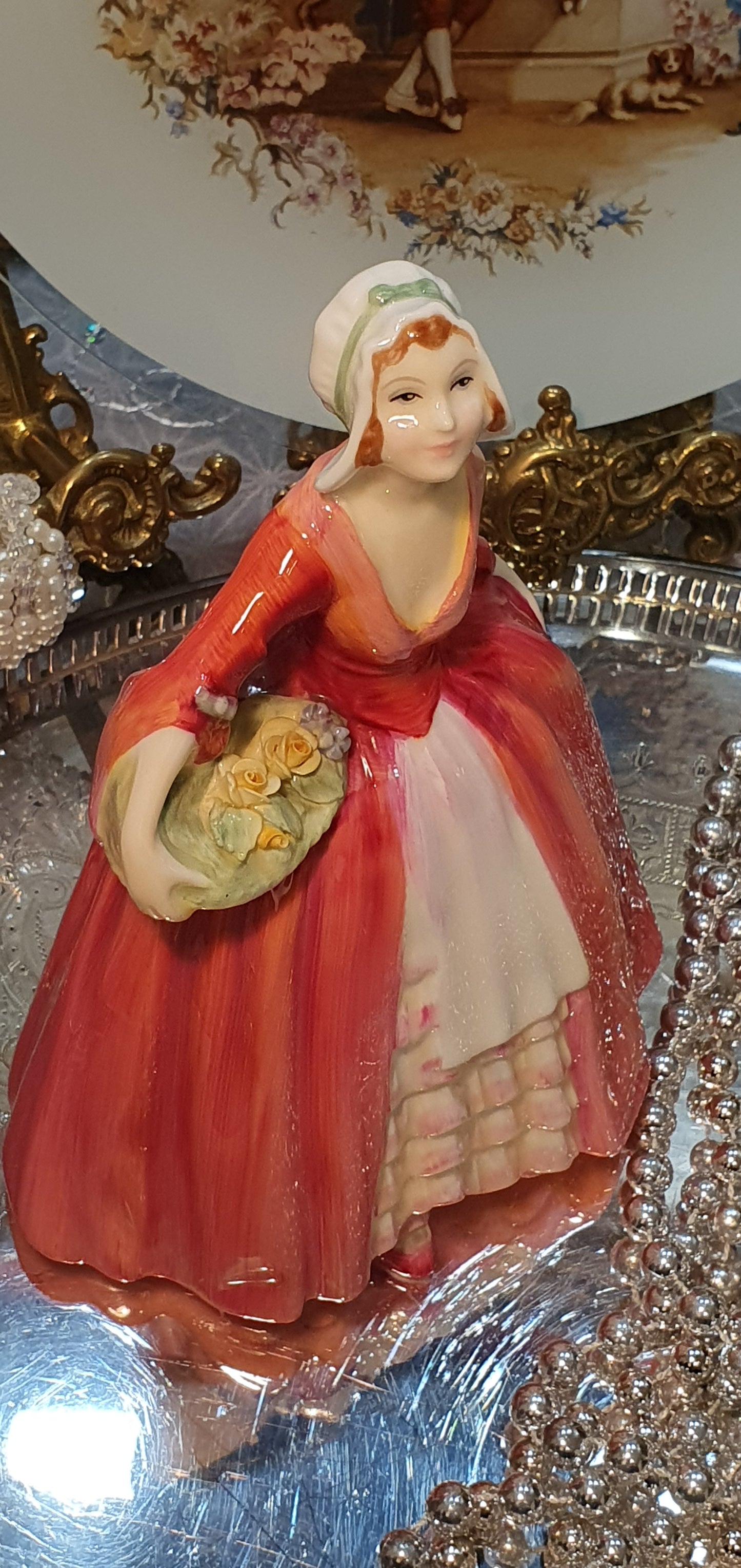 Порцеланова фигура от Royal Doulton Janet (H.N. 1537)