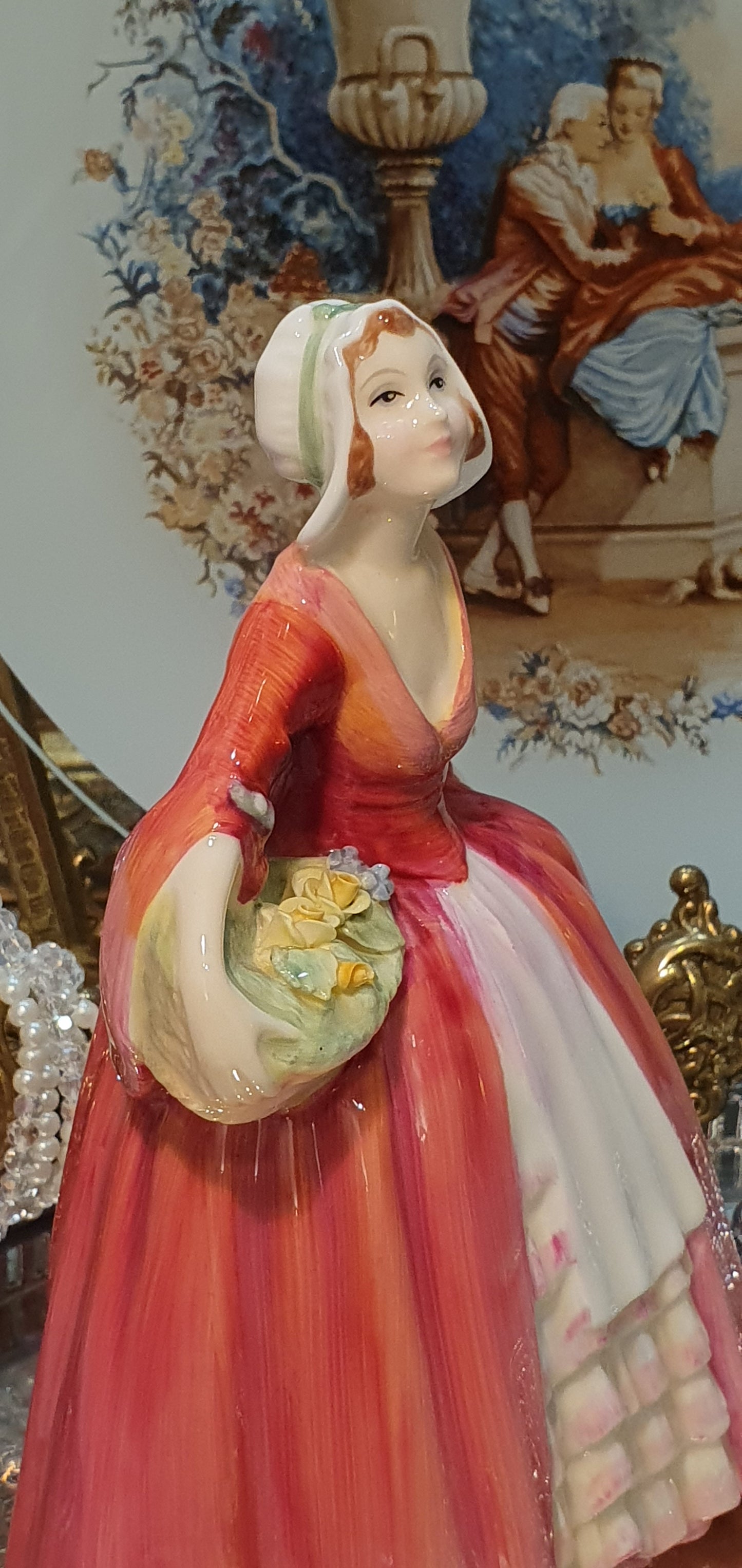 Порцеланова фигура от Royal Doulton Janet (H.N. 1537)