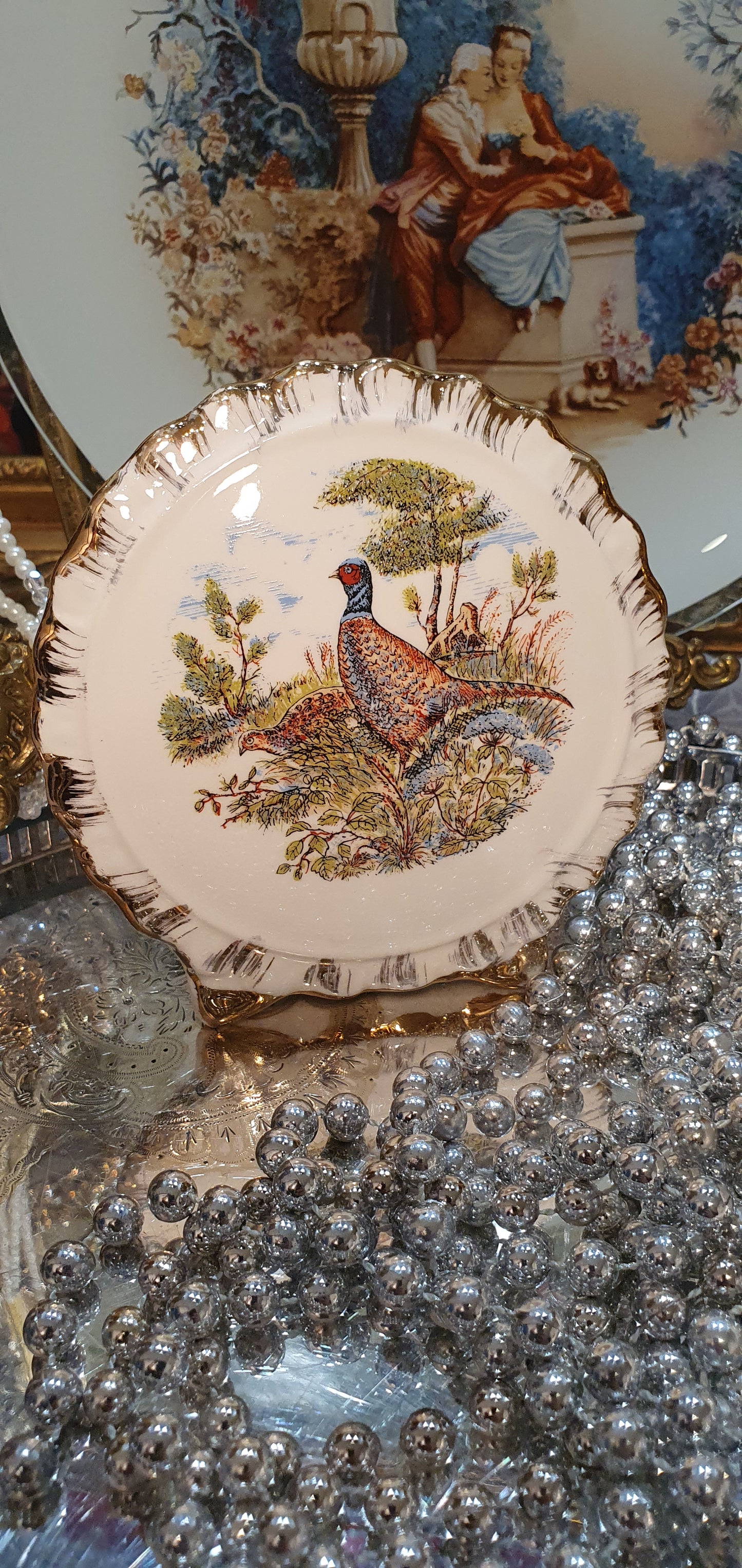 Porcelain painting with a pheasant