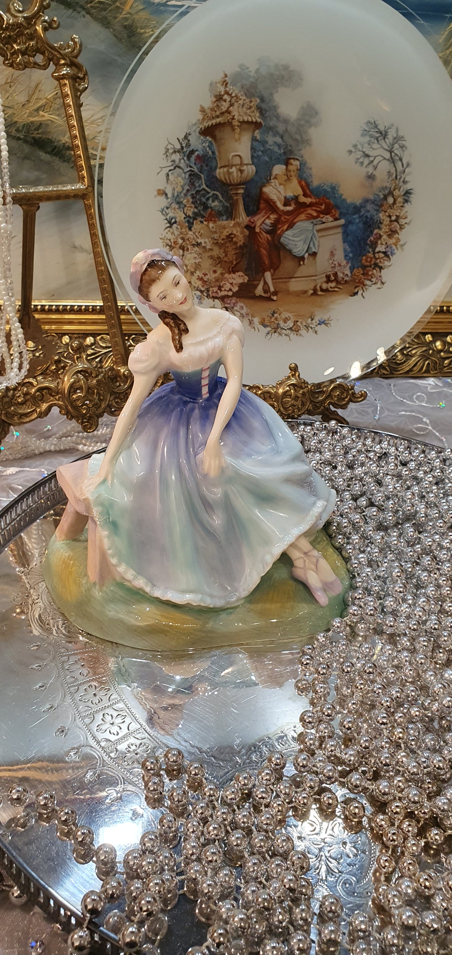 Royal Doulton Giselle (HN 2139)