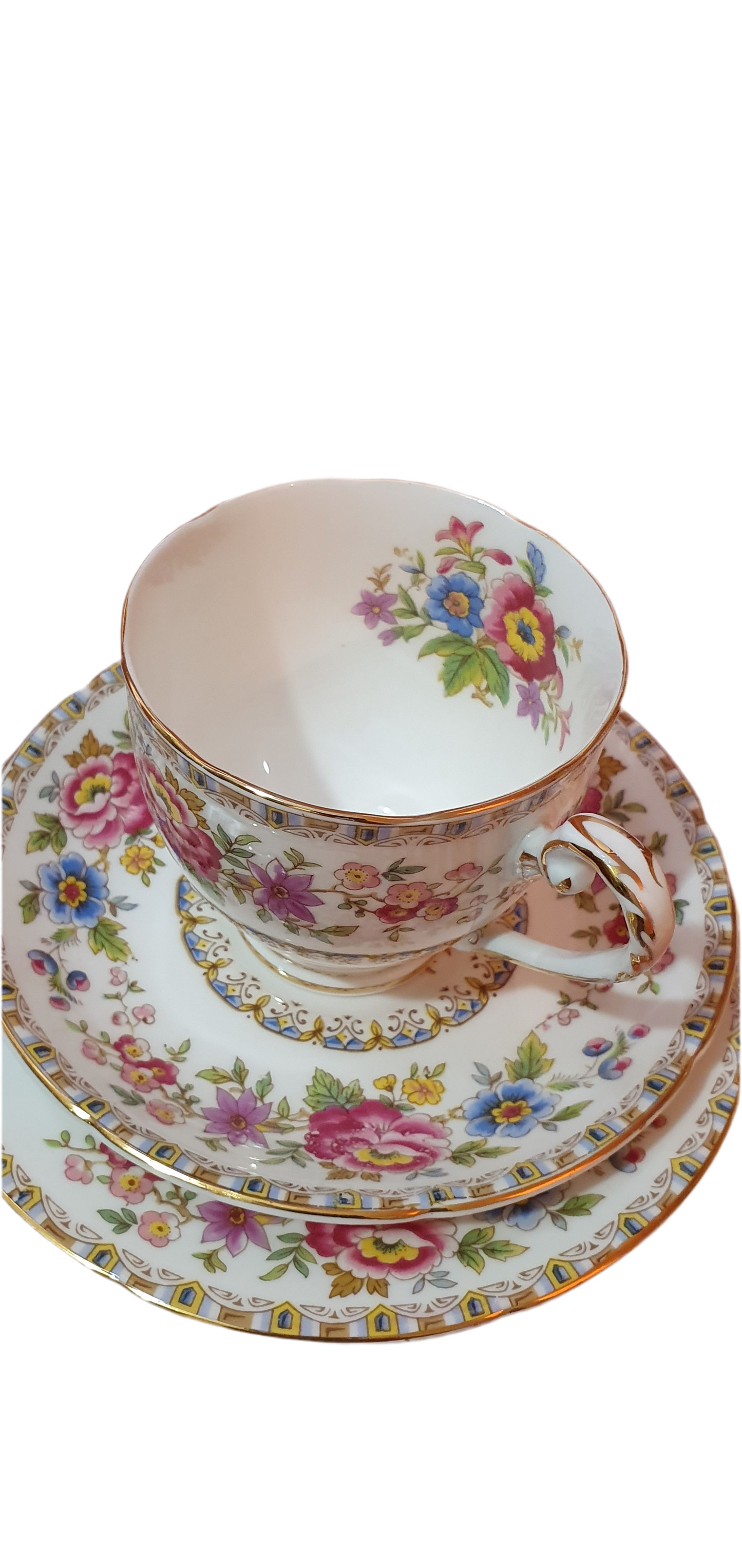 4 piece triple set Grafton Malvern cups and plates