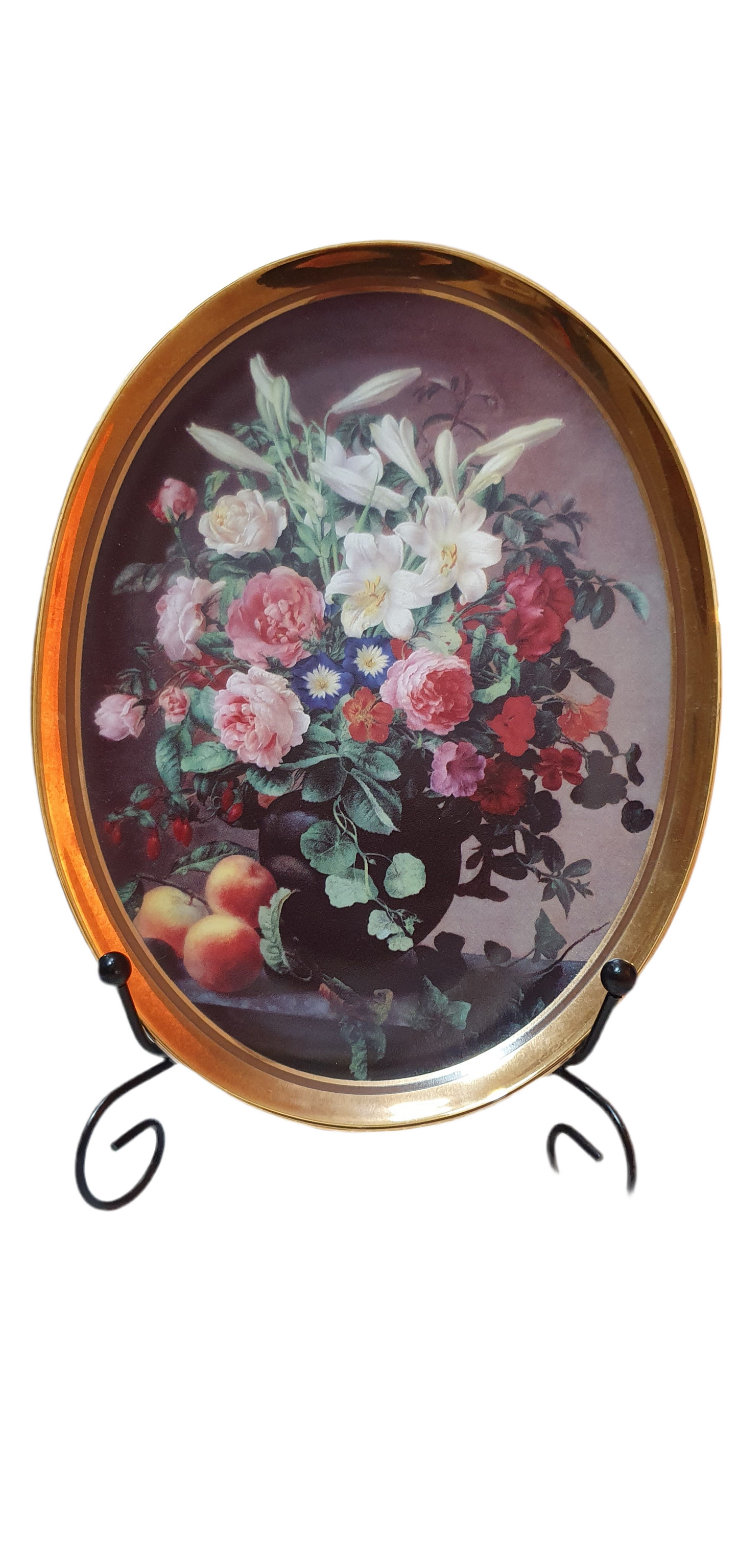 Decorative Collector's Plate “Lily and Rose Splendour” by Davenport Pottery