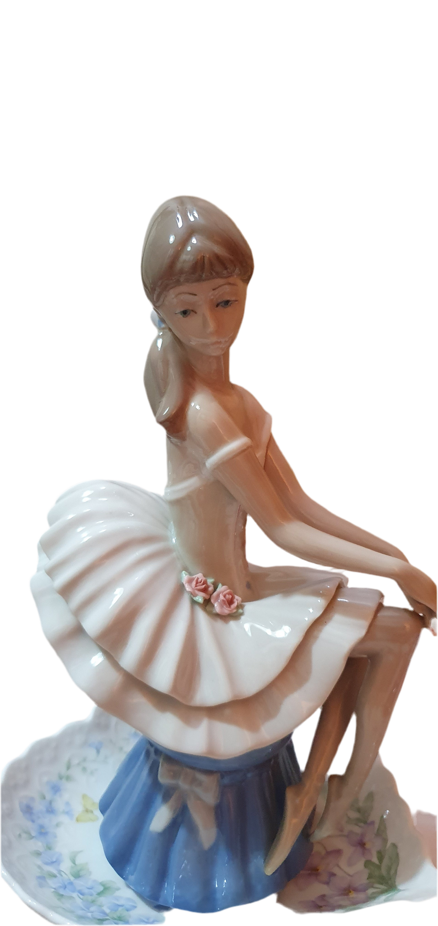 Exquisite porcelain figure of a Casades ballerina
