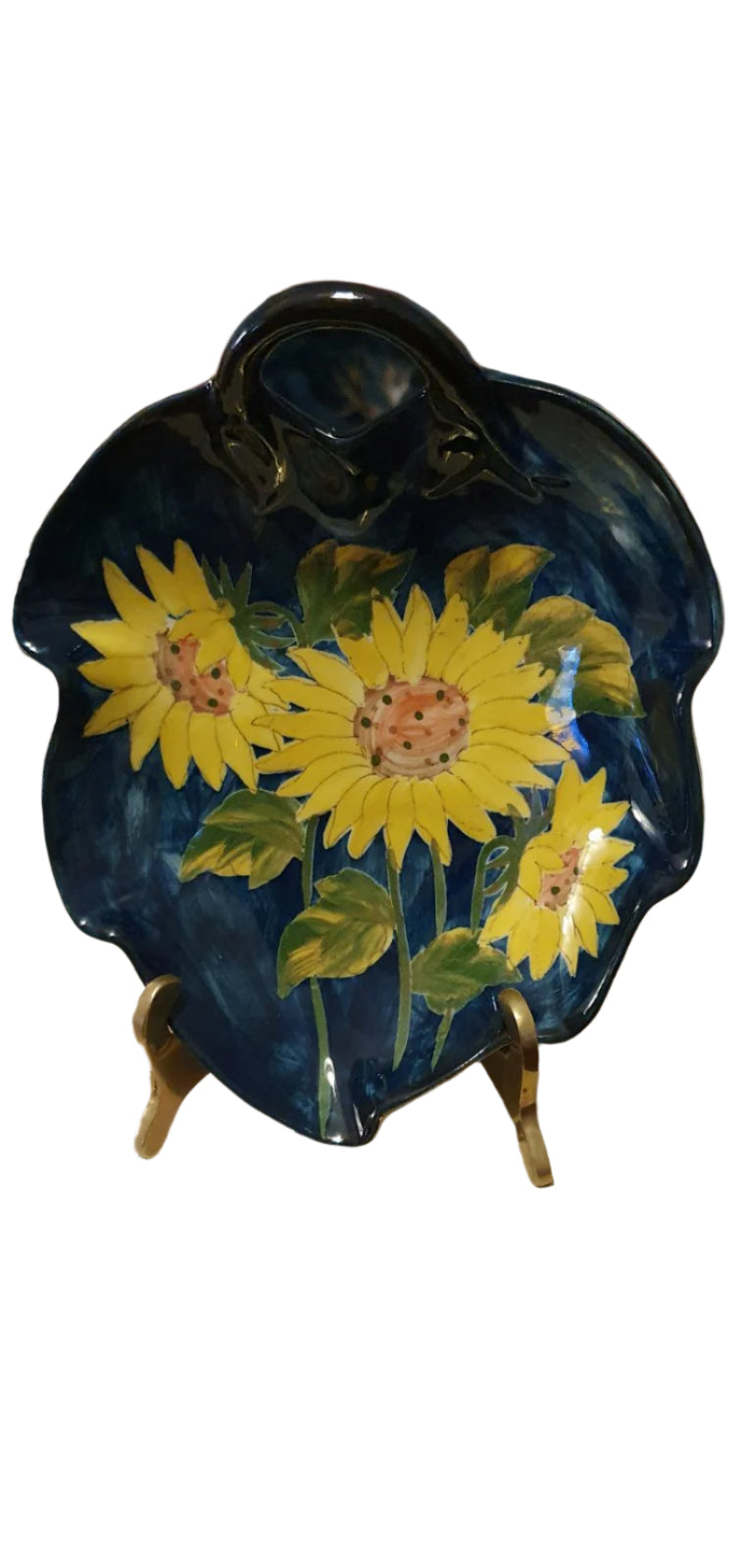 Hand painted plate with sunflowers - a ray of sunshine for your home