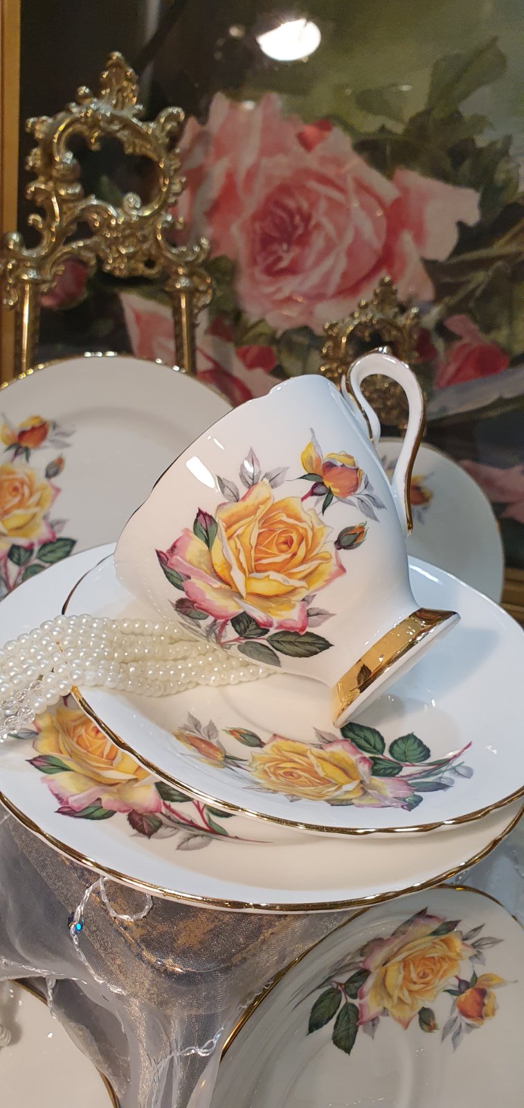 Delphine – 6 exquisite triple sets