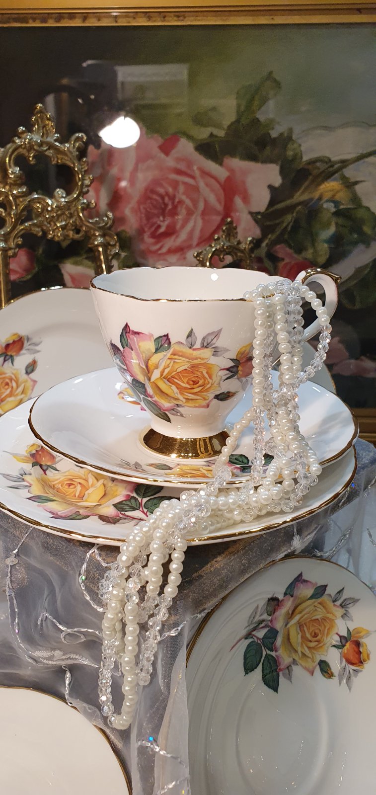 Delphine – 6 exquisite triple sets