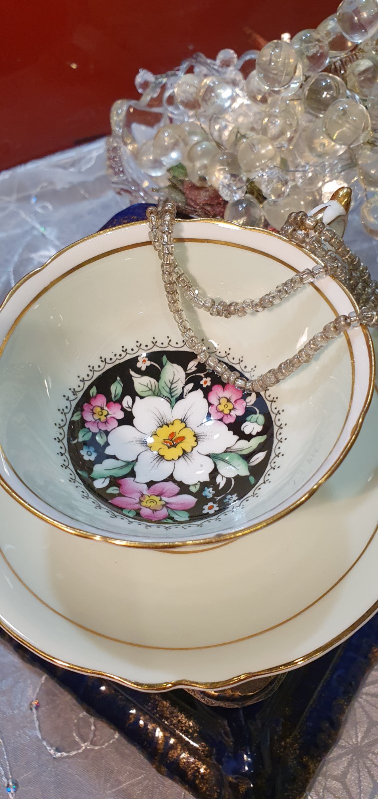 Collectible elegance – Paragon “Queen Mary”